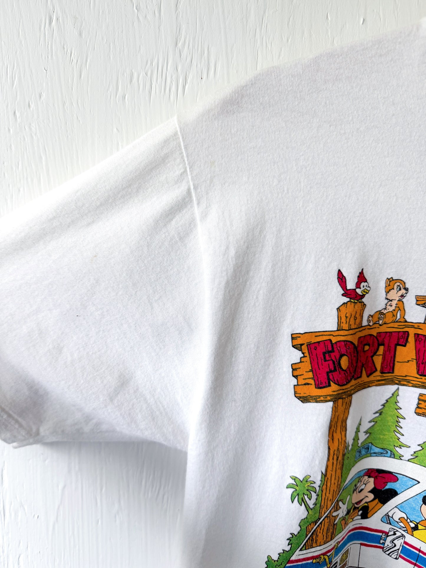 VINTAGE 90’s Fort Wilderness Camper Tee - M