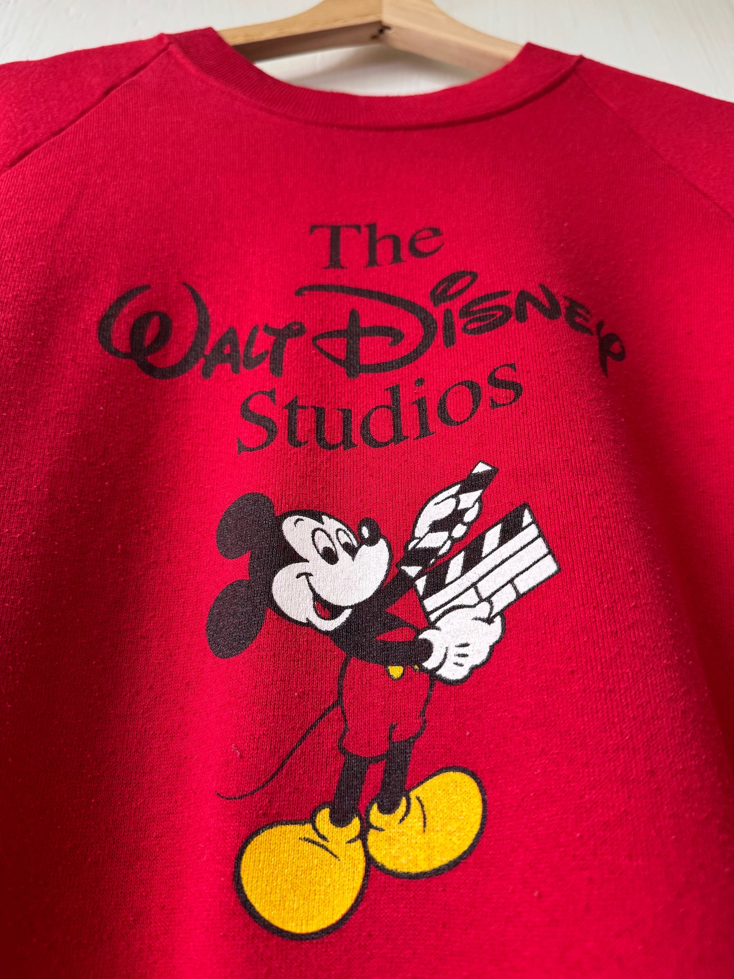 VINTAGE 90’s Walt Disney Studios Crewneck - L