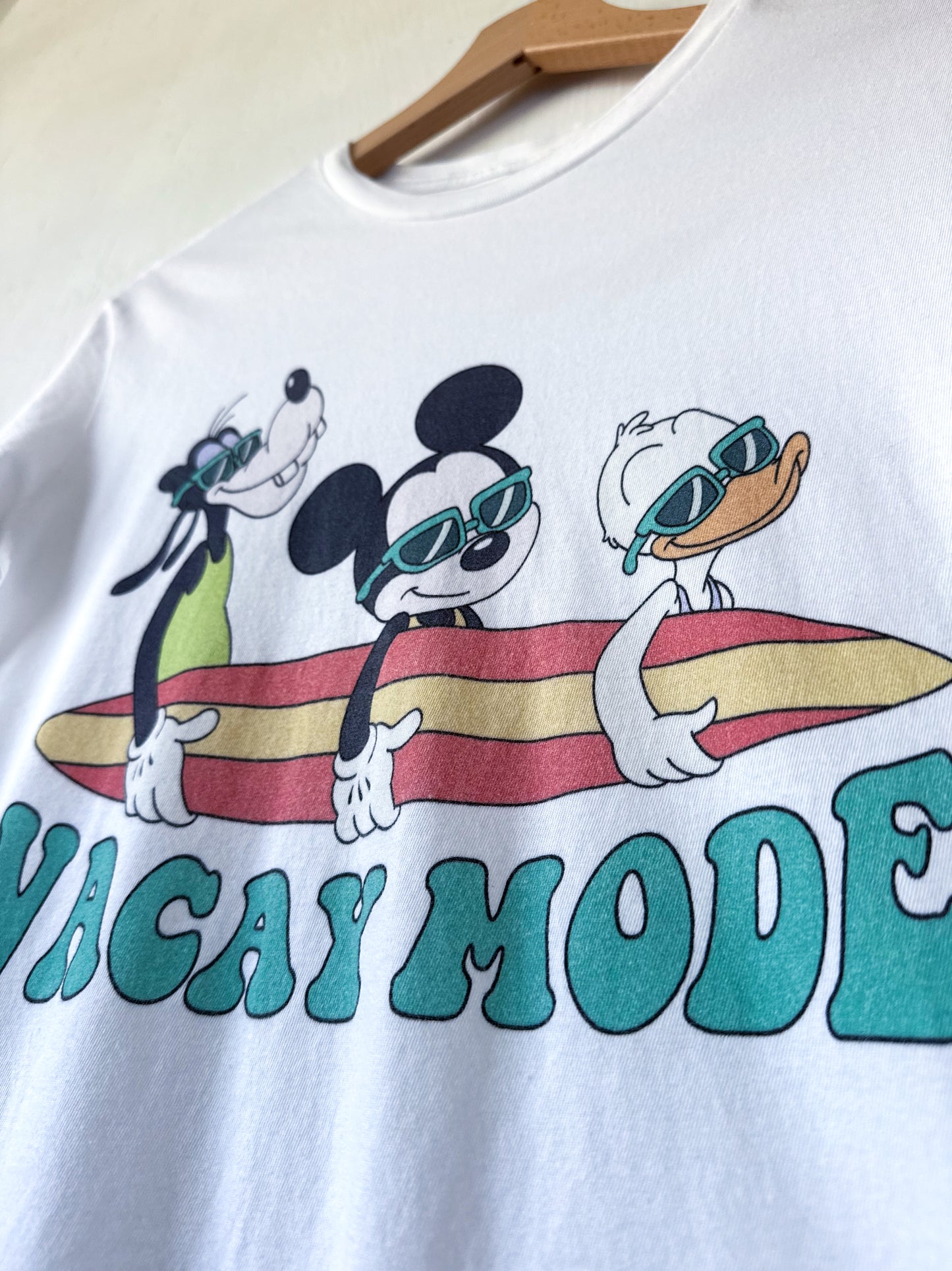 Vacay Mode Surf Tee - YL
