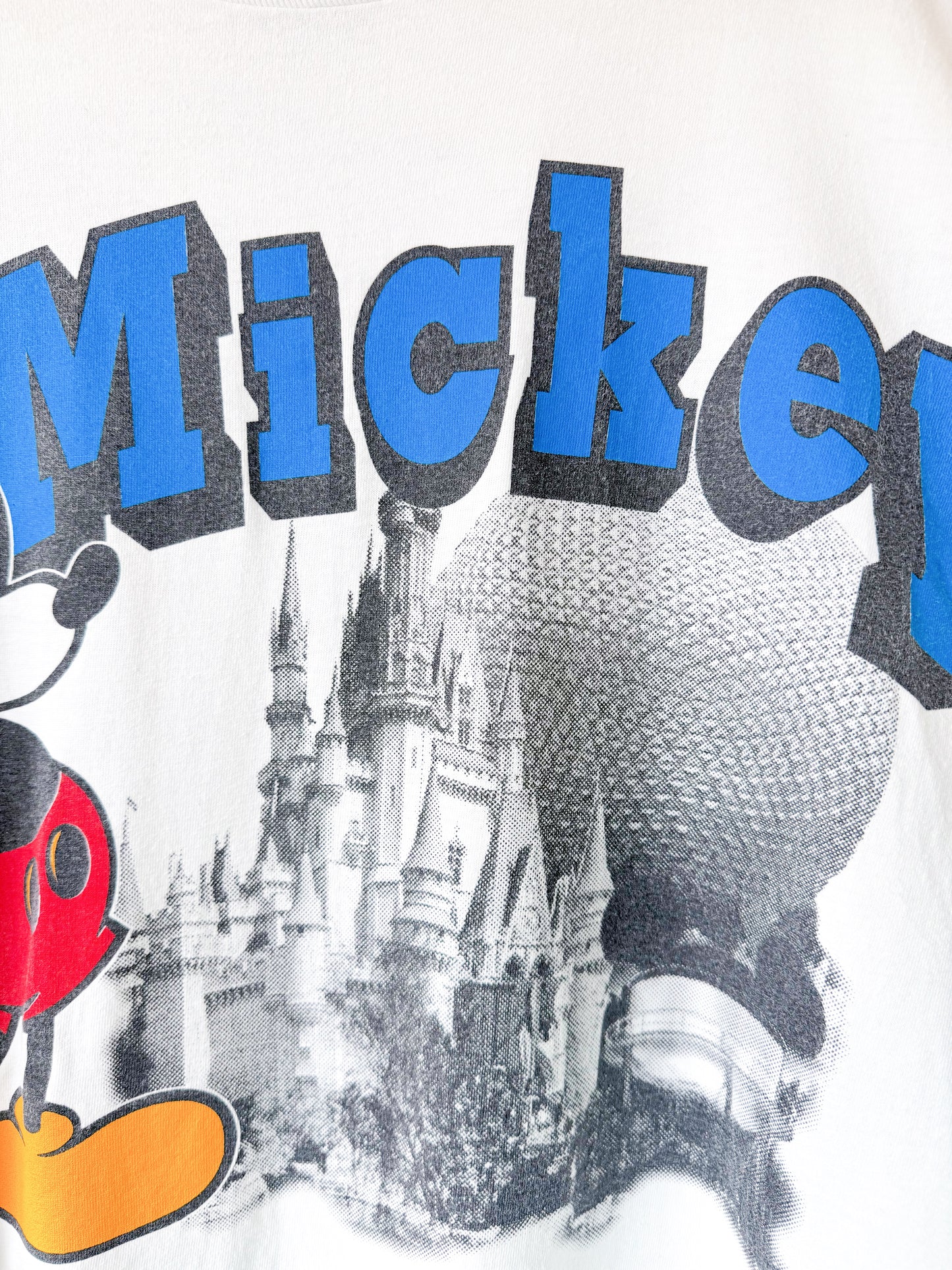 VINTAGE 90’s Mickey 3 Parks Tee - L/XL