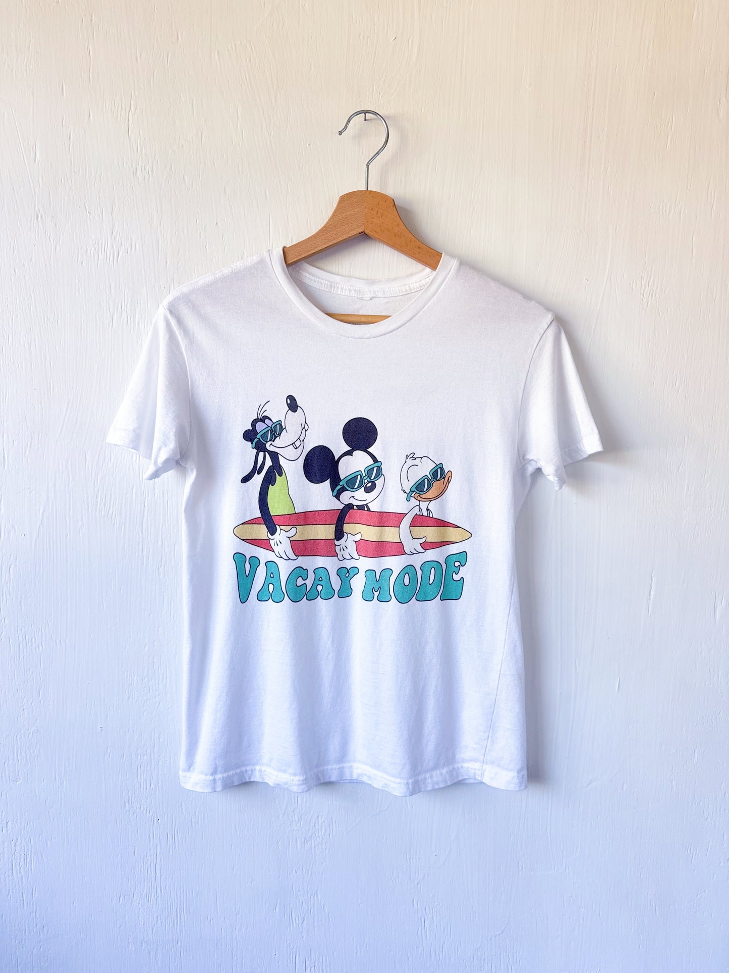 Vacay Mode Surf Tee - YL