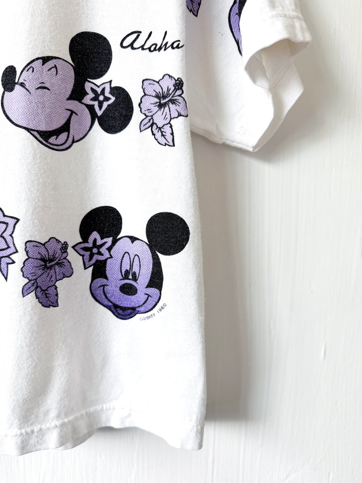 VINTAGE 90’s Hawaiin Mickey Cropped Tee - S (oversized)