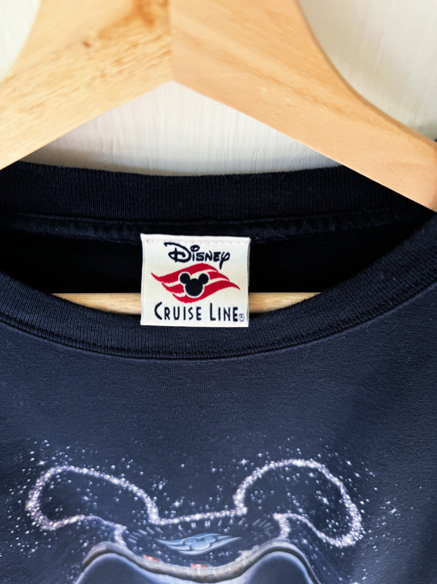 VINTAGE 00’s Disney Cruise Line Cropped Tee - L