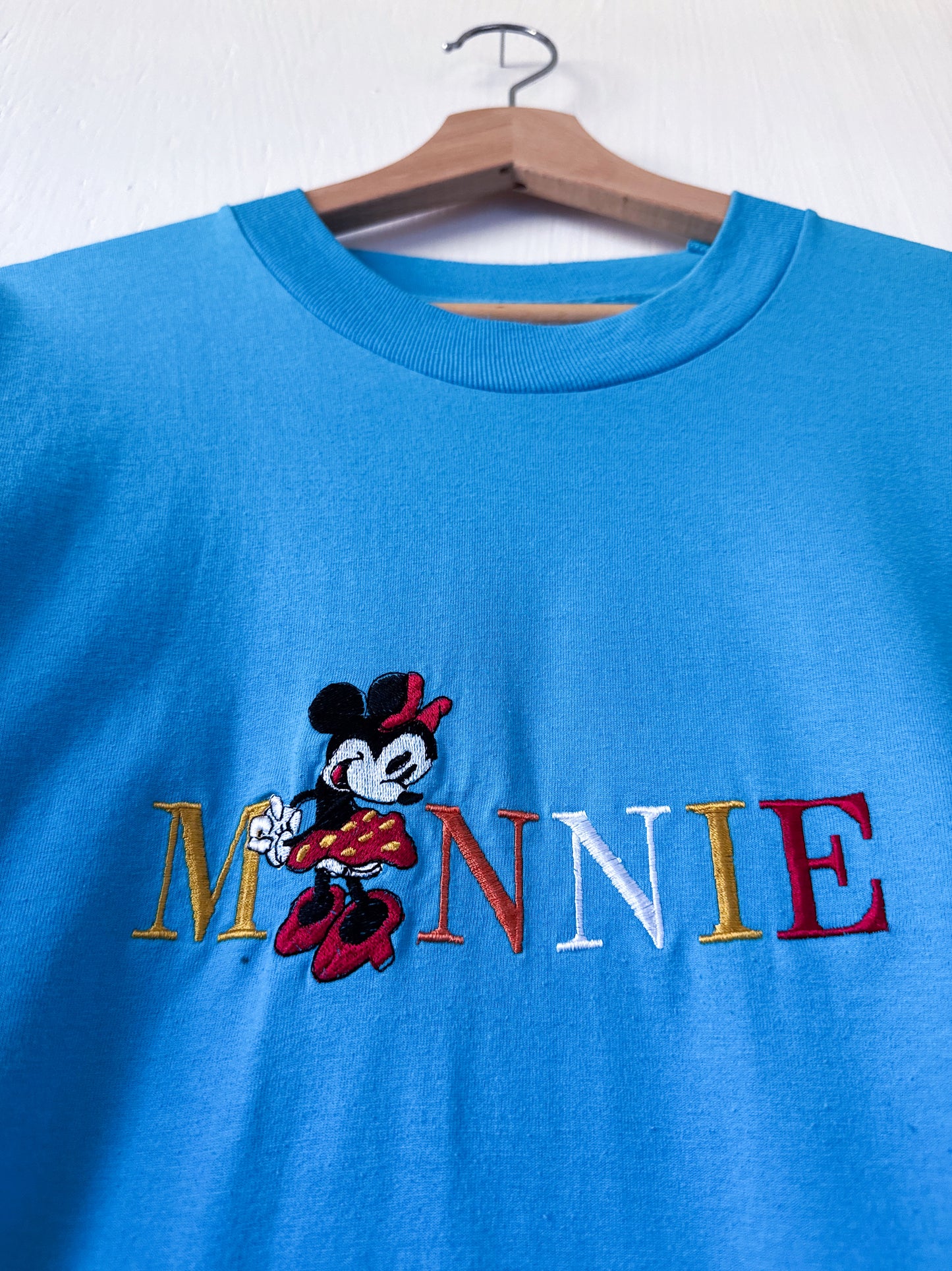 VINTAGE 90’s Minnie Embroidered Cut Off Tee - XL