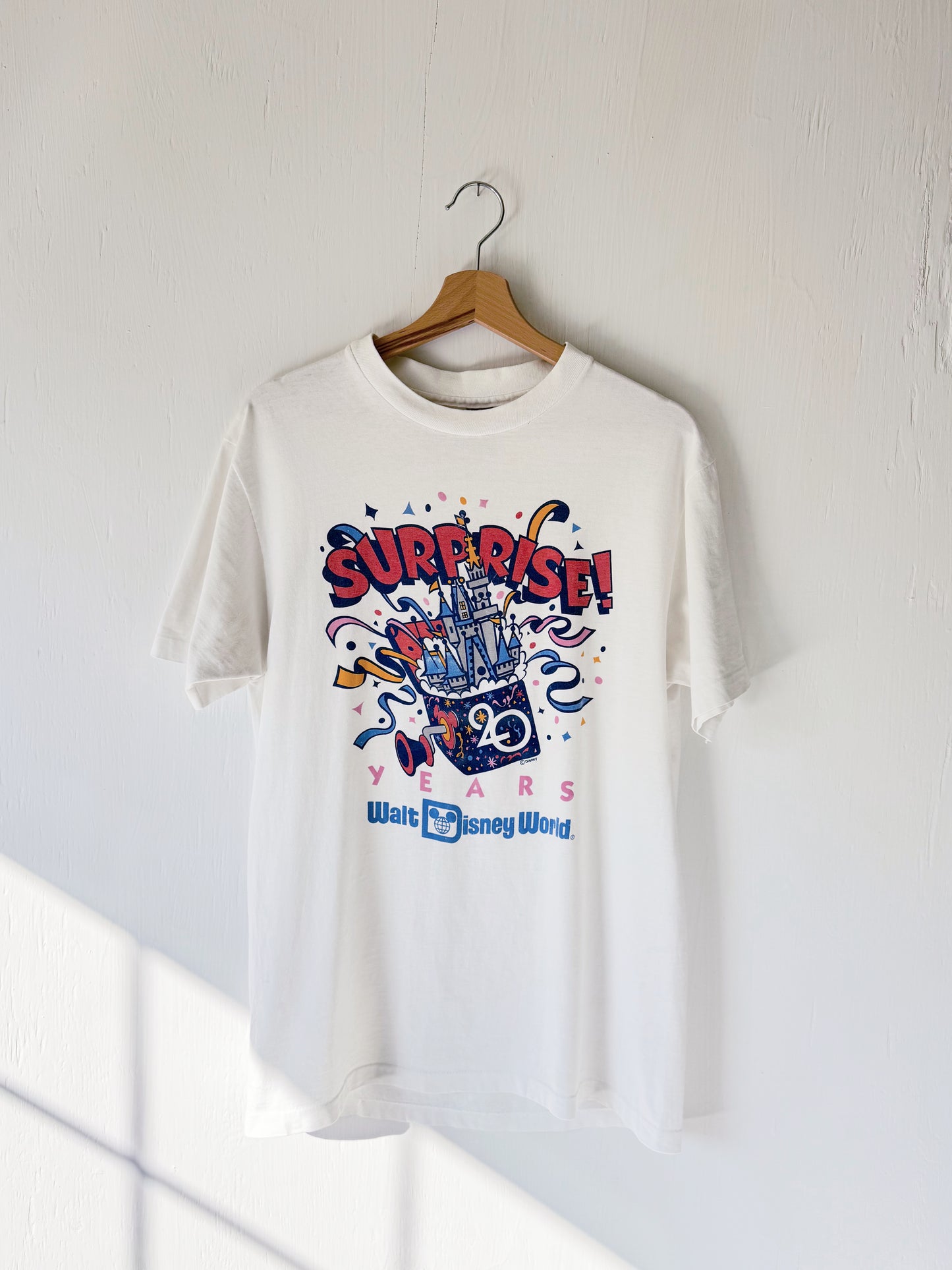 VINTAGE 90’s WDW 20 Years Tee - M