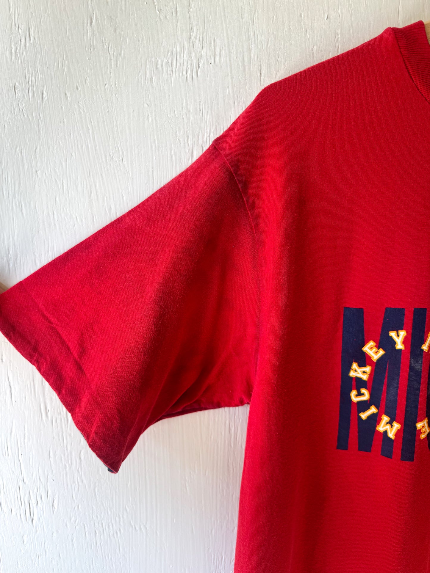 VINTAGE 90’s Classic Mickey Tee - L