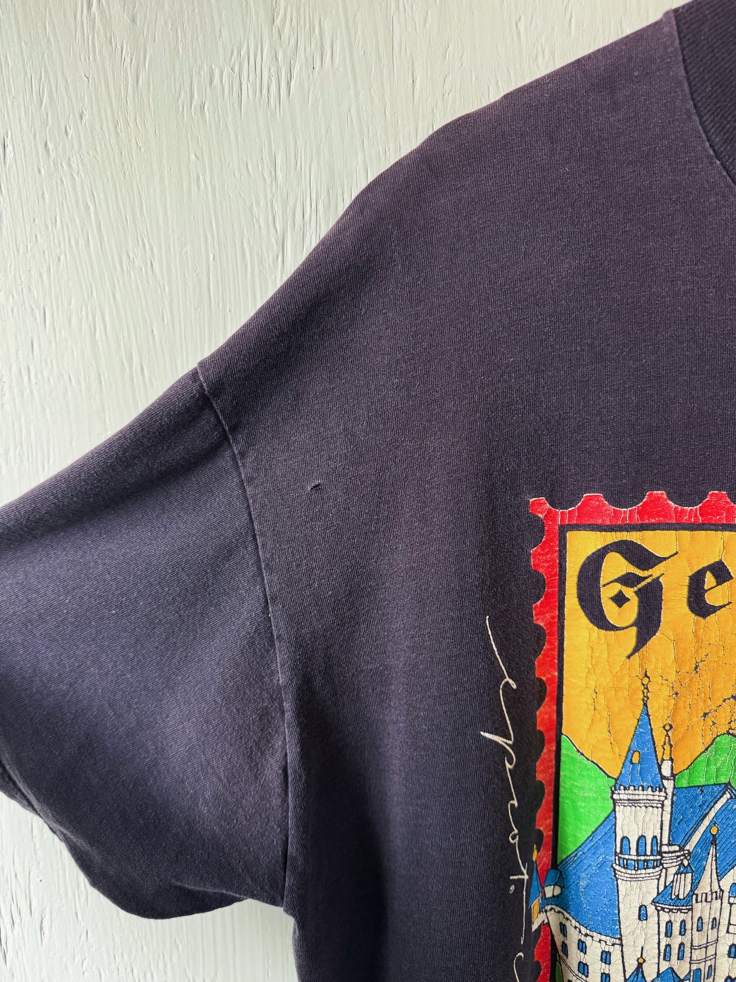 VINTAGE 80’s EPCOT Germany Stamp Tee - XL/2X