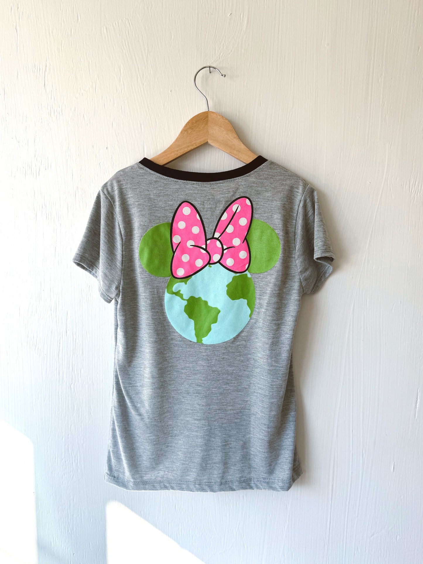 NEW Minnie Shimmer Earth Day Tee - YL