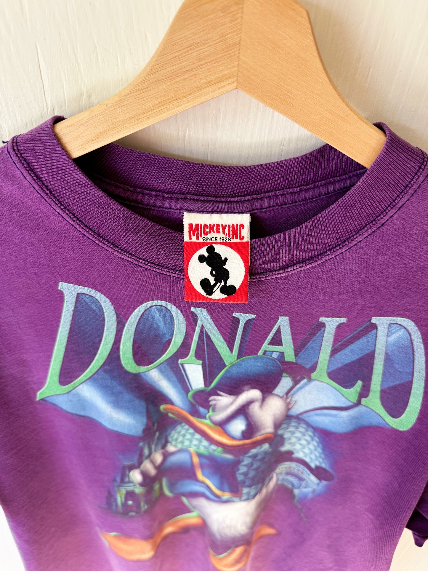 VINTAGE 90’s Donald Park Icons Tee - L/XL