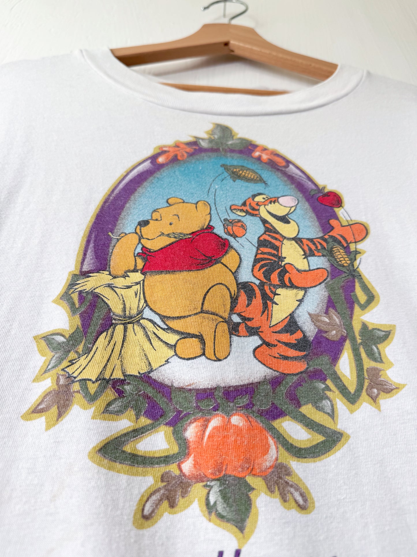 VINTAGE 90’s Disney Store Pumpkin Pooh Tee - XL/1X