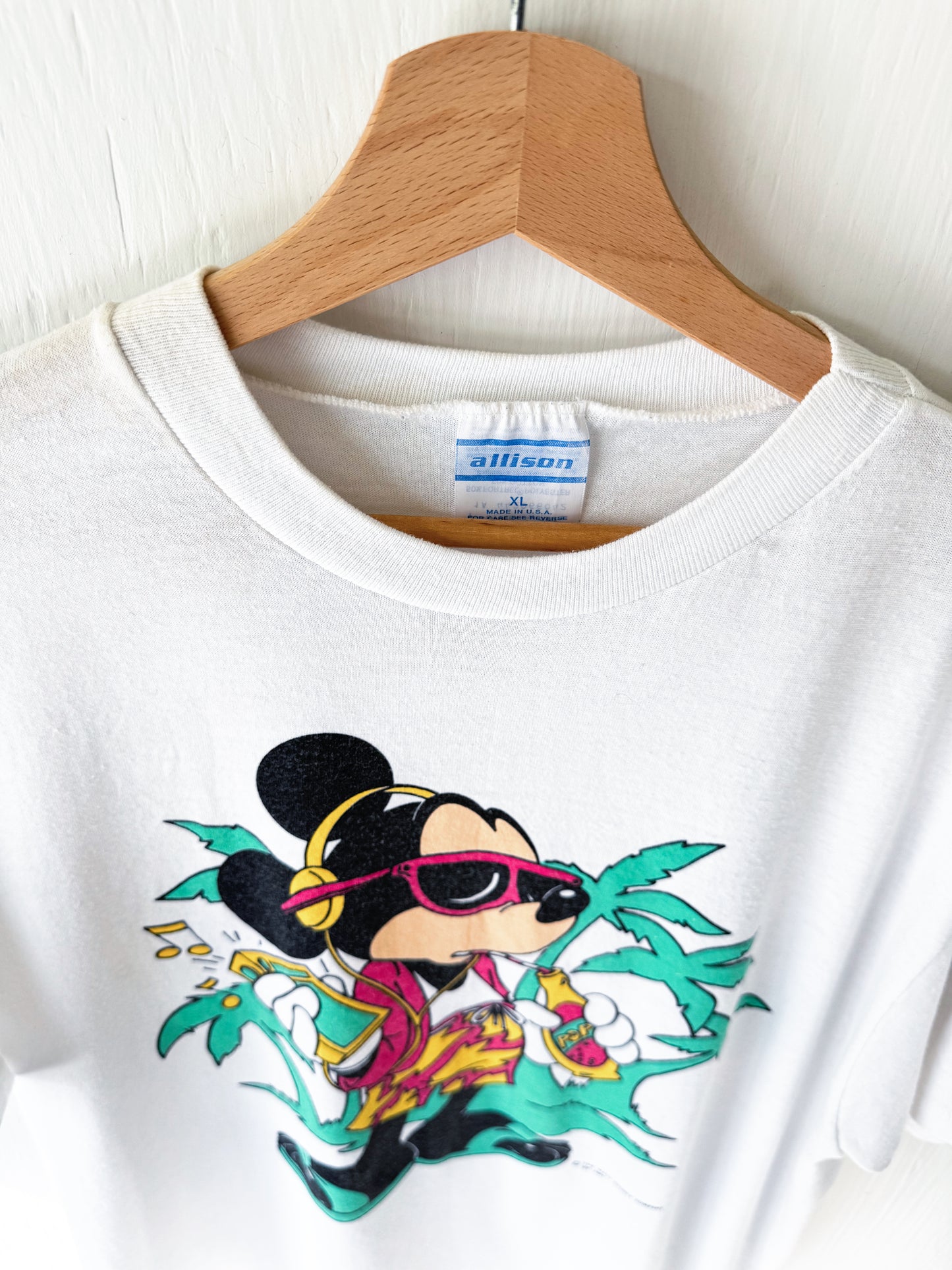 VINTAGE 80’s Rare Tropical Chill Mickey Tee - XL
