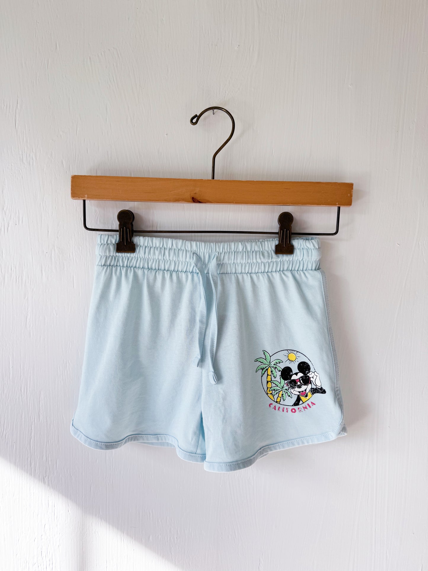 NEW California Mickey Set - Y8/11