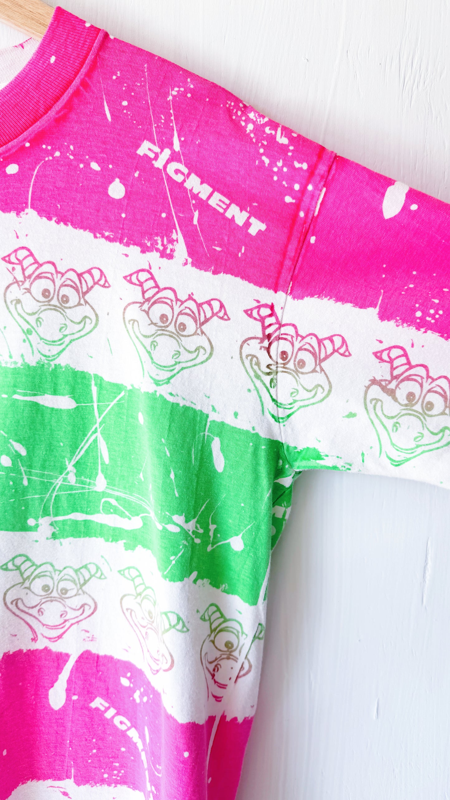 VINTAGE 90’s Figment AOP Tee - XL