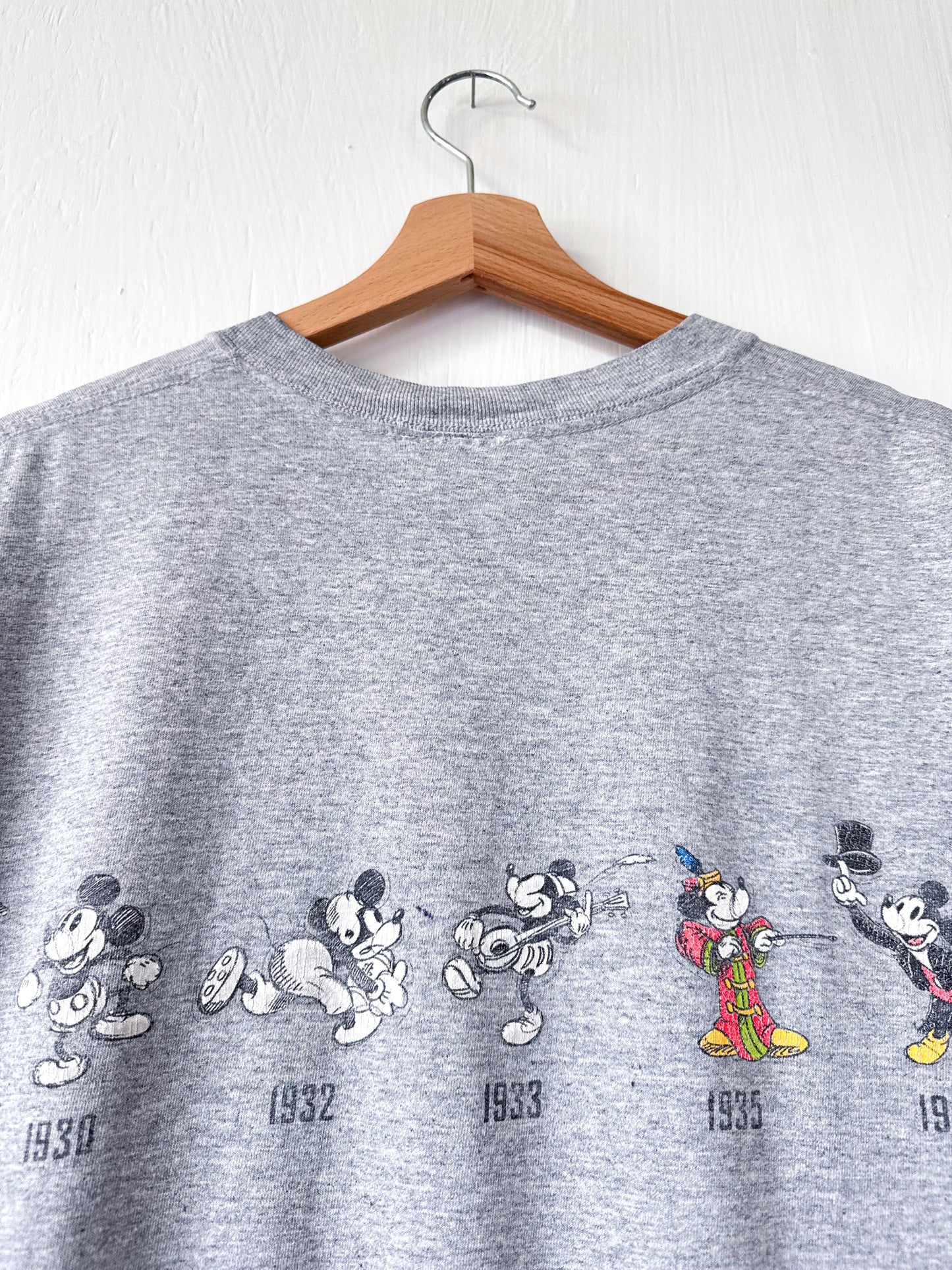 VINTAGE Mickey Through The Years Cutoff Tee - L/XL
