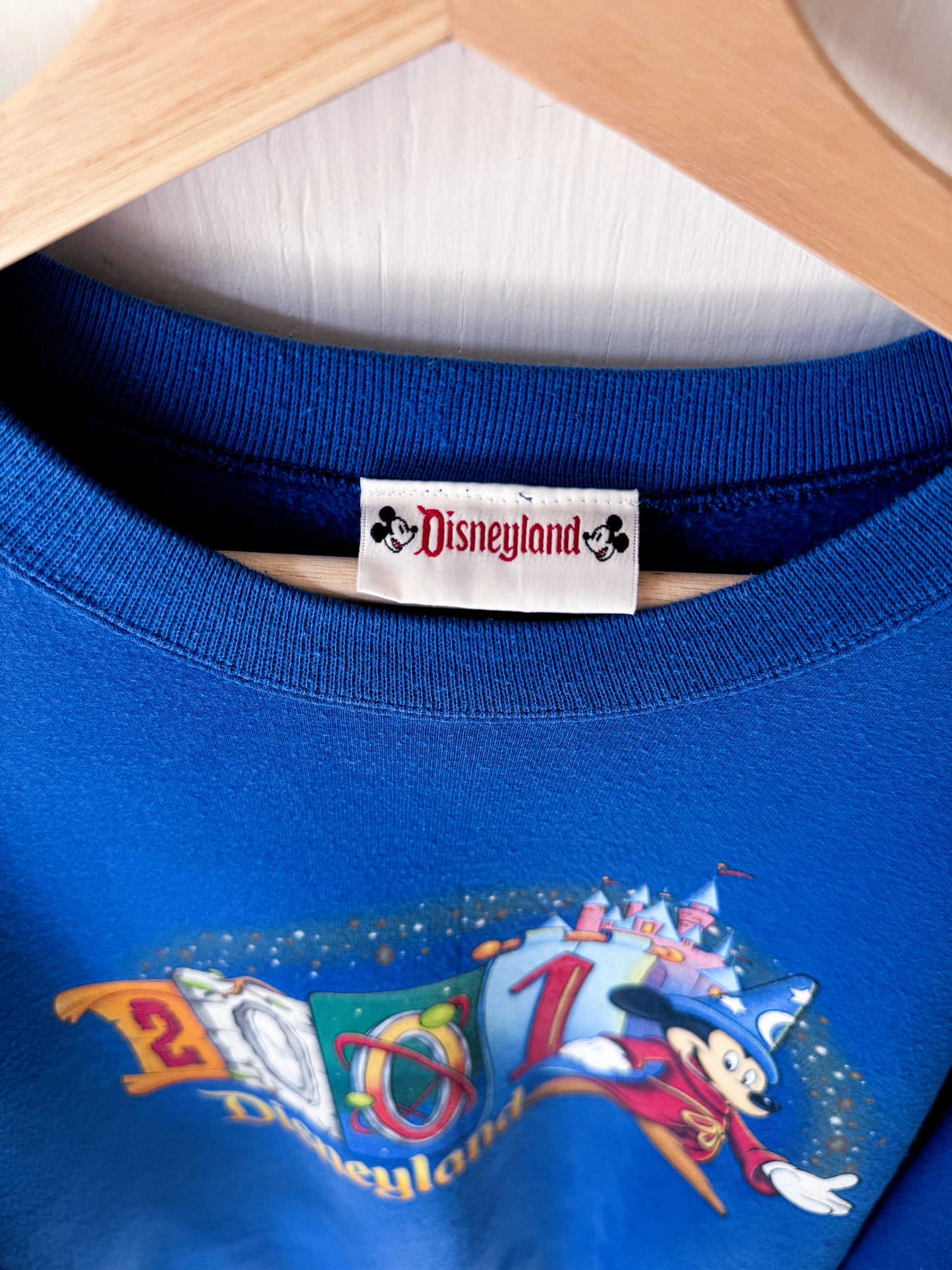 VINTAGE 2001 Disneyland Sorcerer Mickey Crewneck - XL
