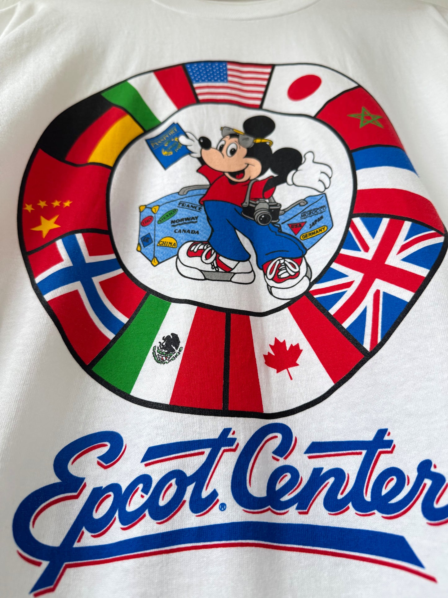 VINTAGE 90’s Epcot World Showcase Traveling Mickey - XL