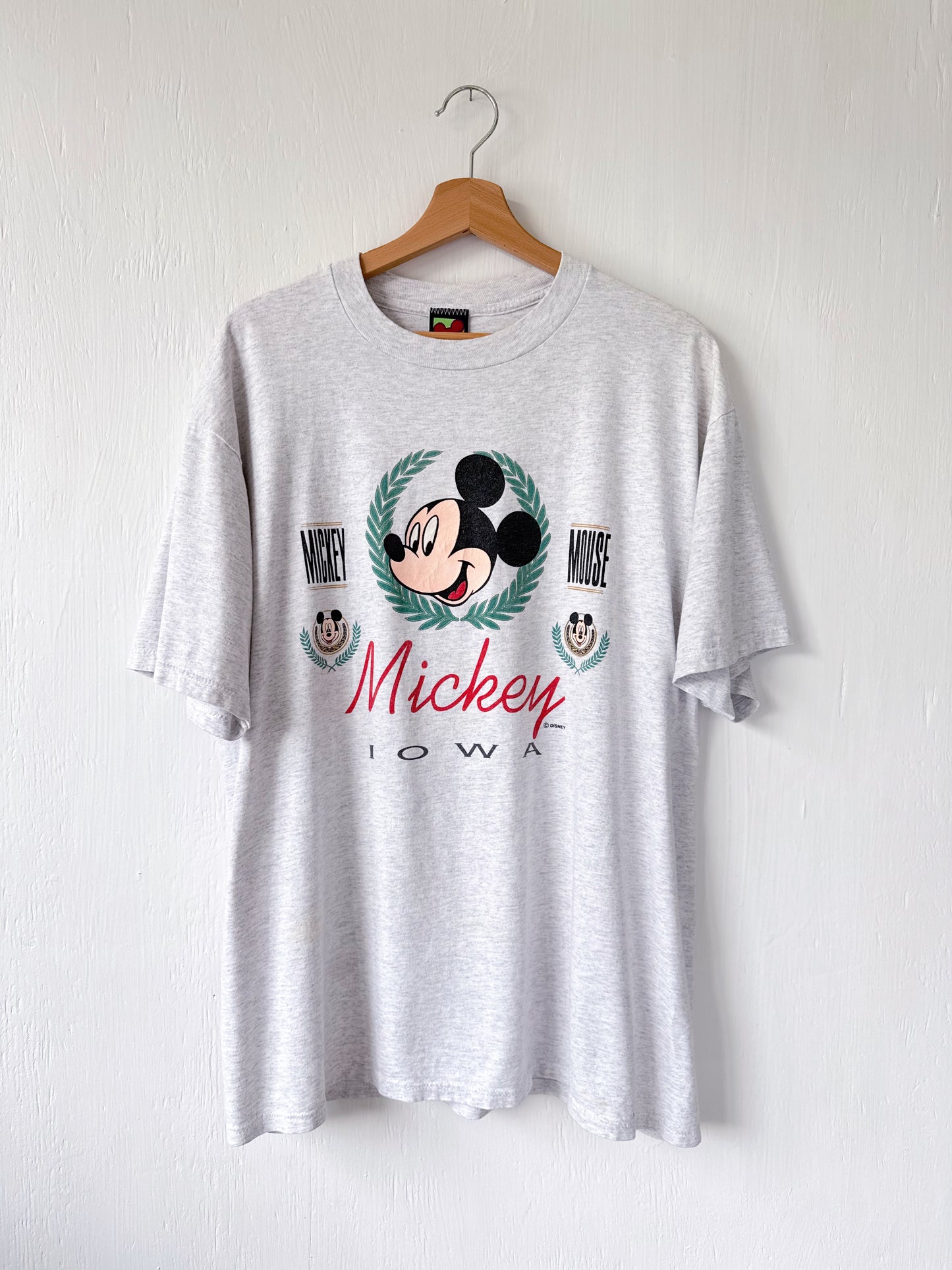 VINTAGE 90’s Mickey Wreath Tee - L/XL