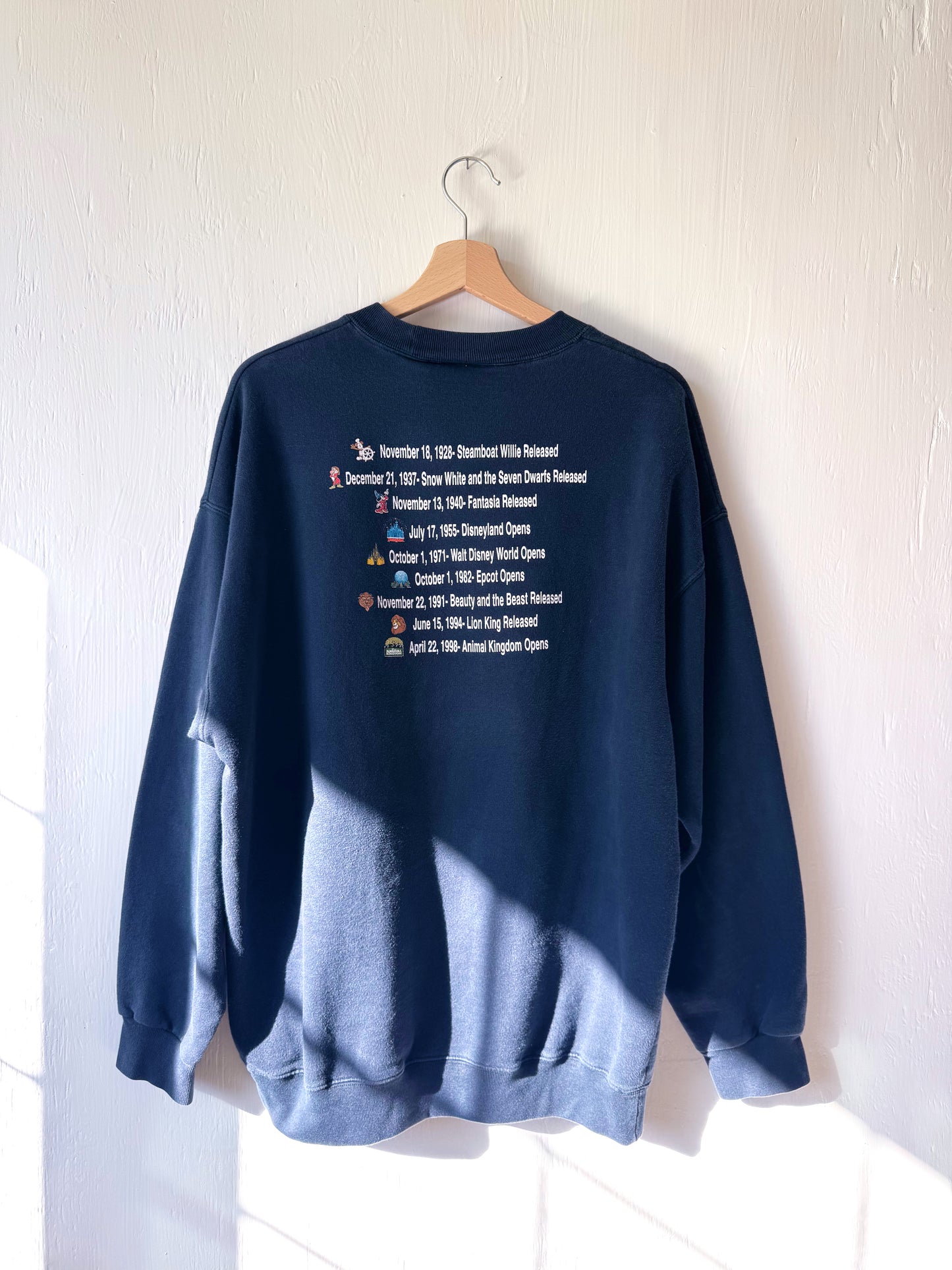 VINTAGE 100 Years Of Magic Crewneck - XL