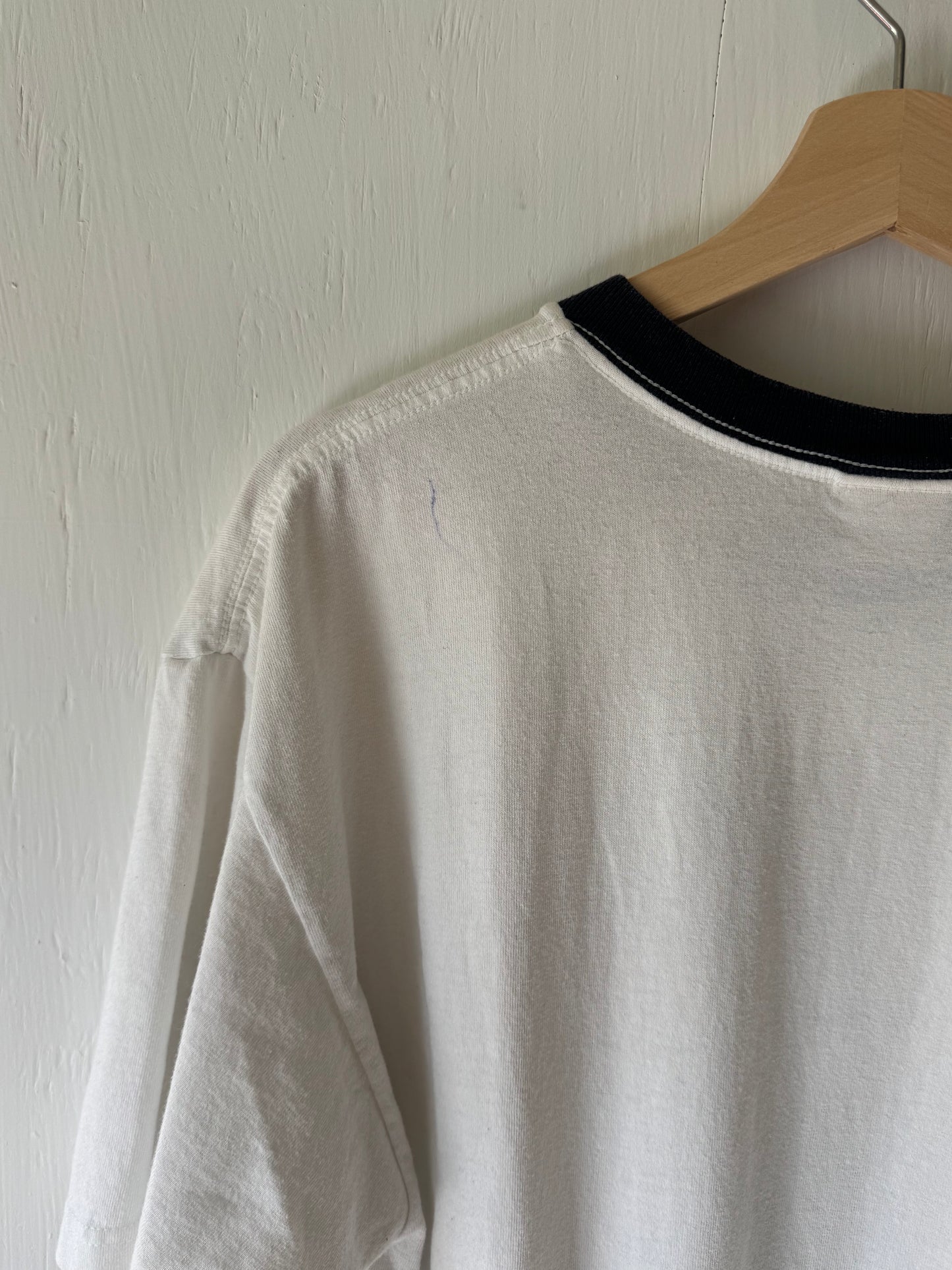 VINTAGE Dory Ringer Tee - L