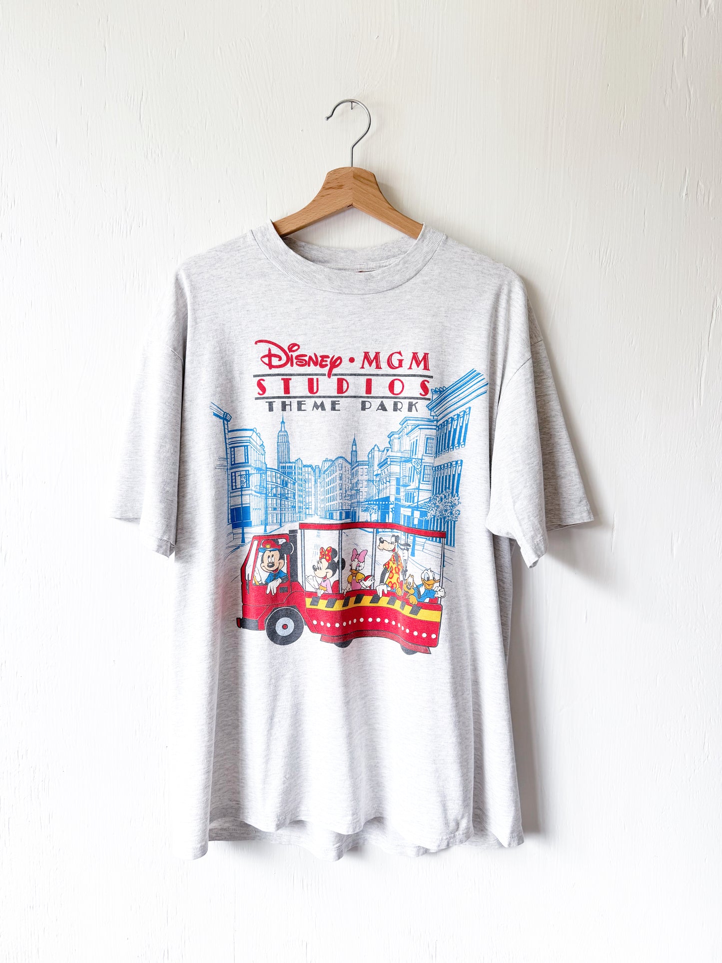 VINTAGE 90’s MGM Studios Backlot Tour Tee - L/XL