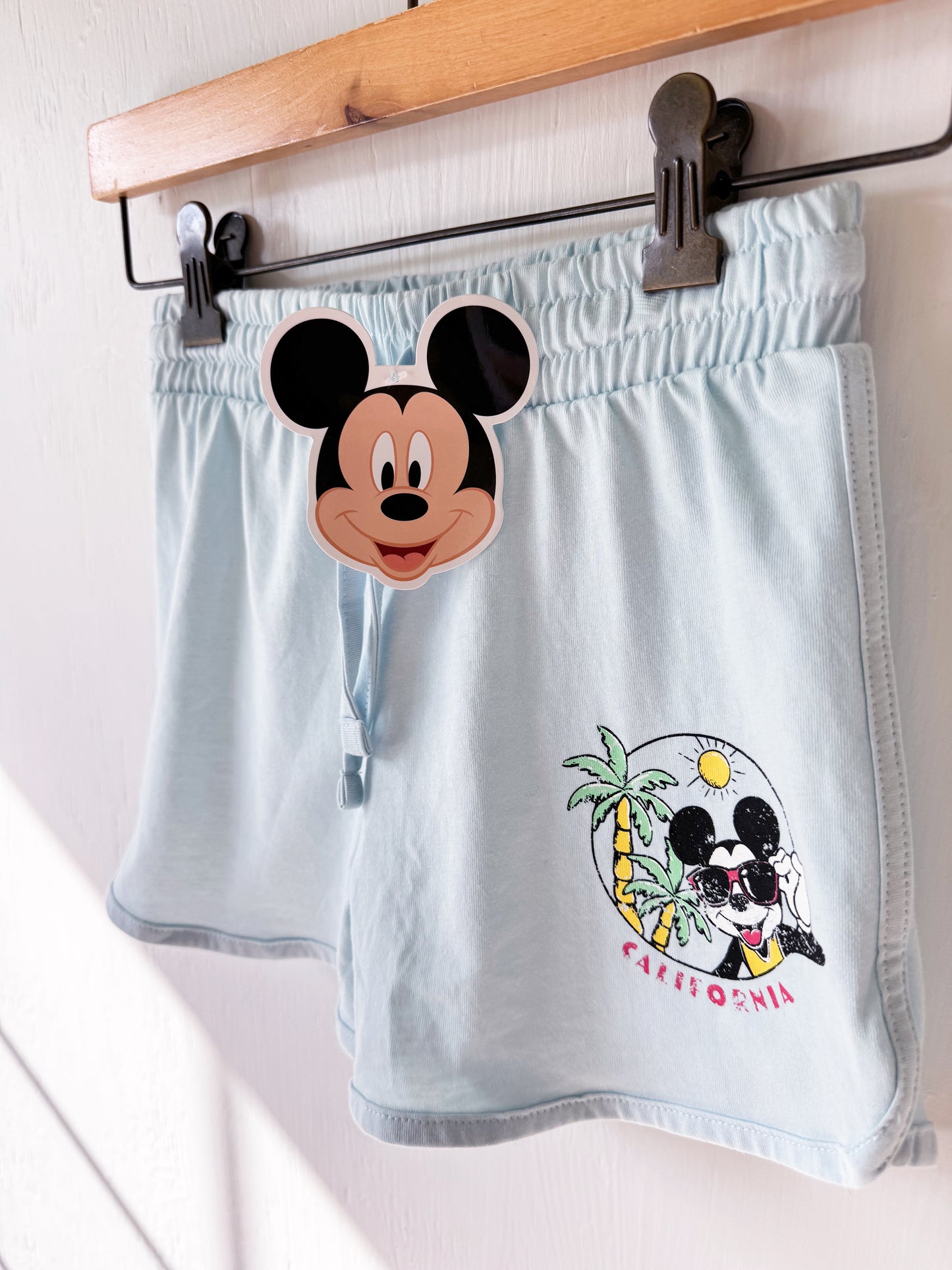NEW California Mickey Set - Y8/11