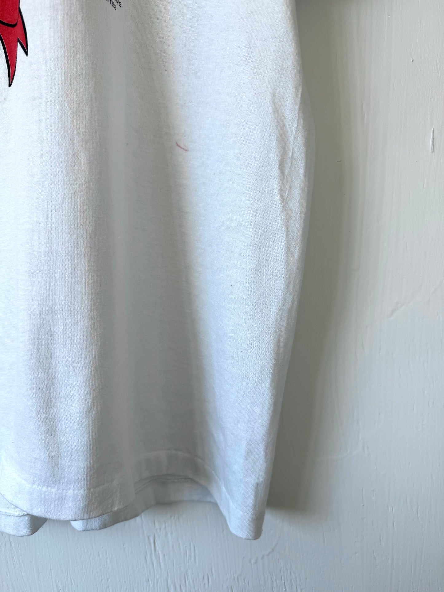 VINTAGE 80's Mickey Minnie Wreath Tee - XL