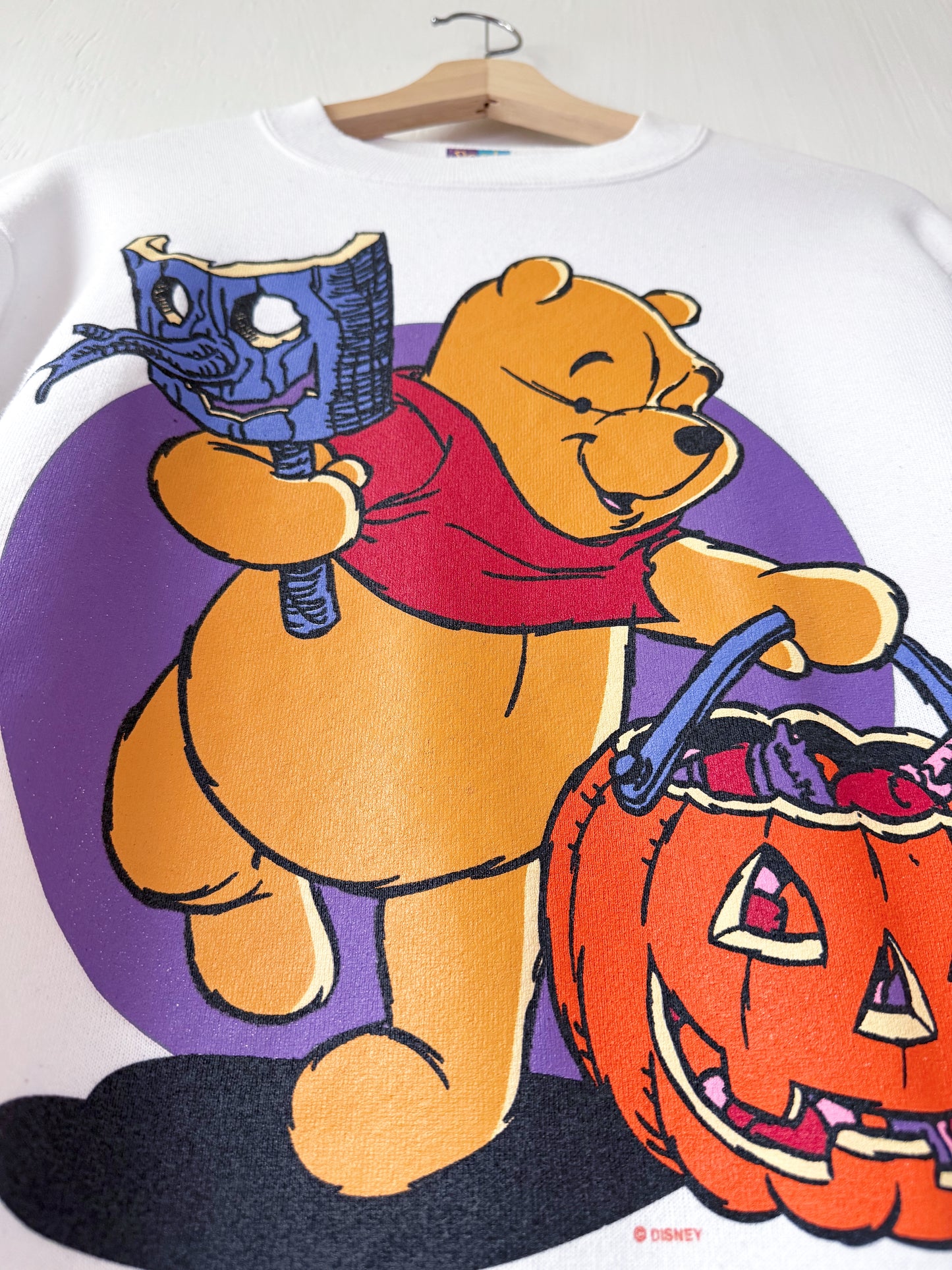 VINTAGE 90’s Trick Or Treat Pooh Crewneck - M