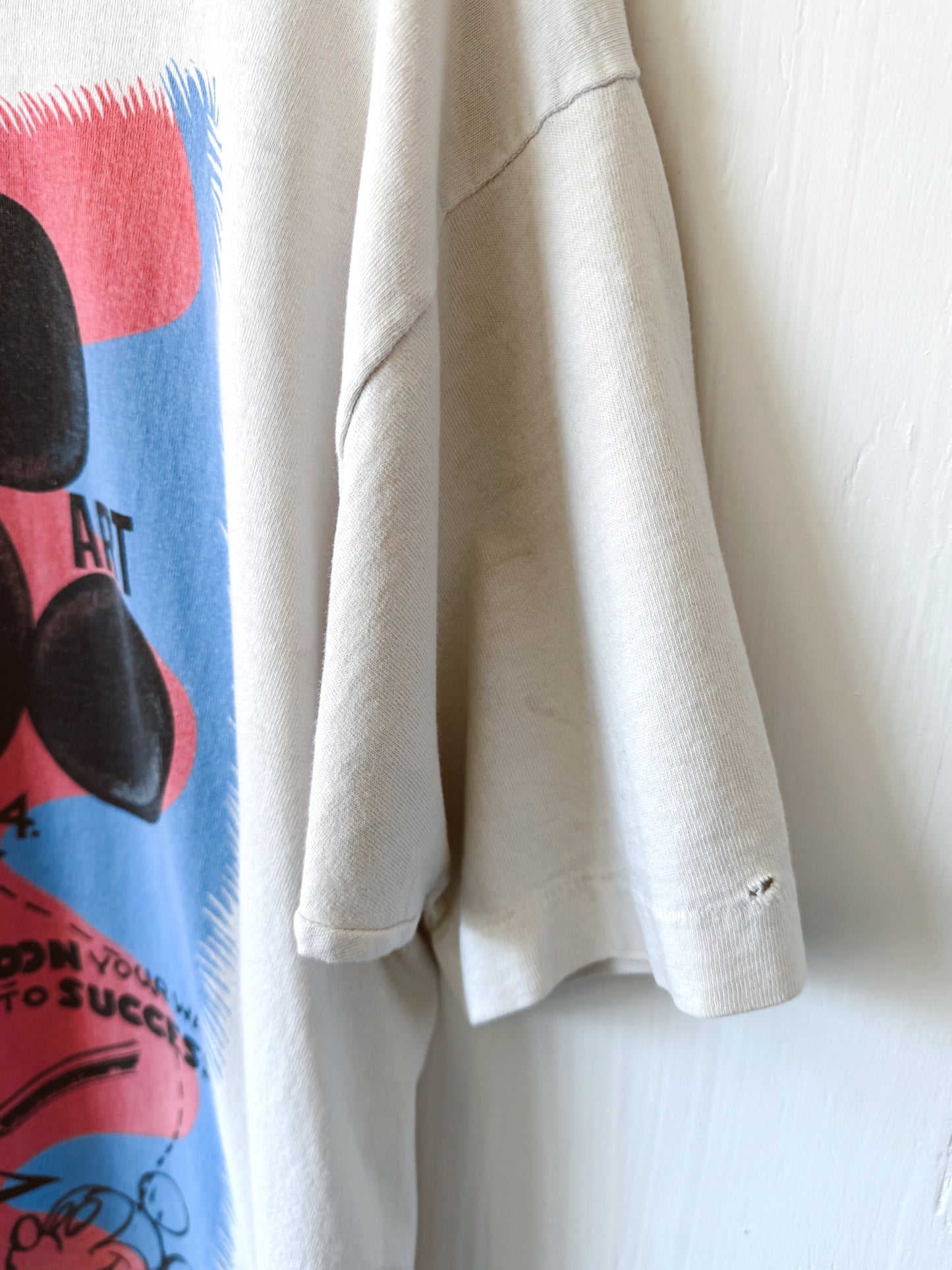 VINTAGE 90’s Mickey Art Tee - L/XL