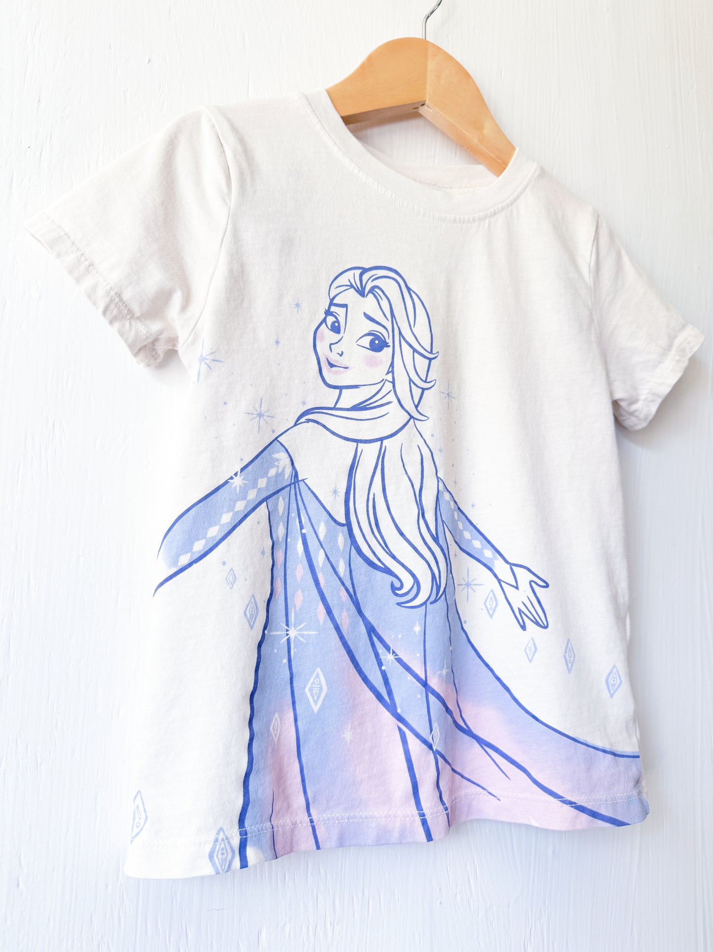 H&M Neutral Elsa Tee - 5T/6