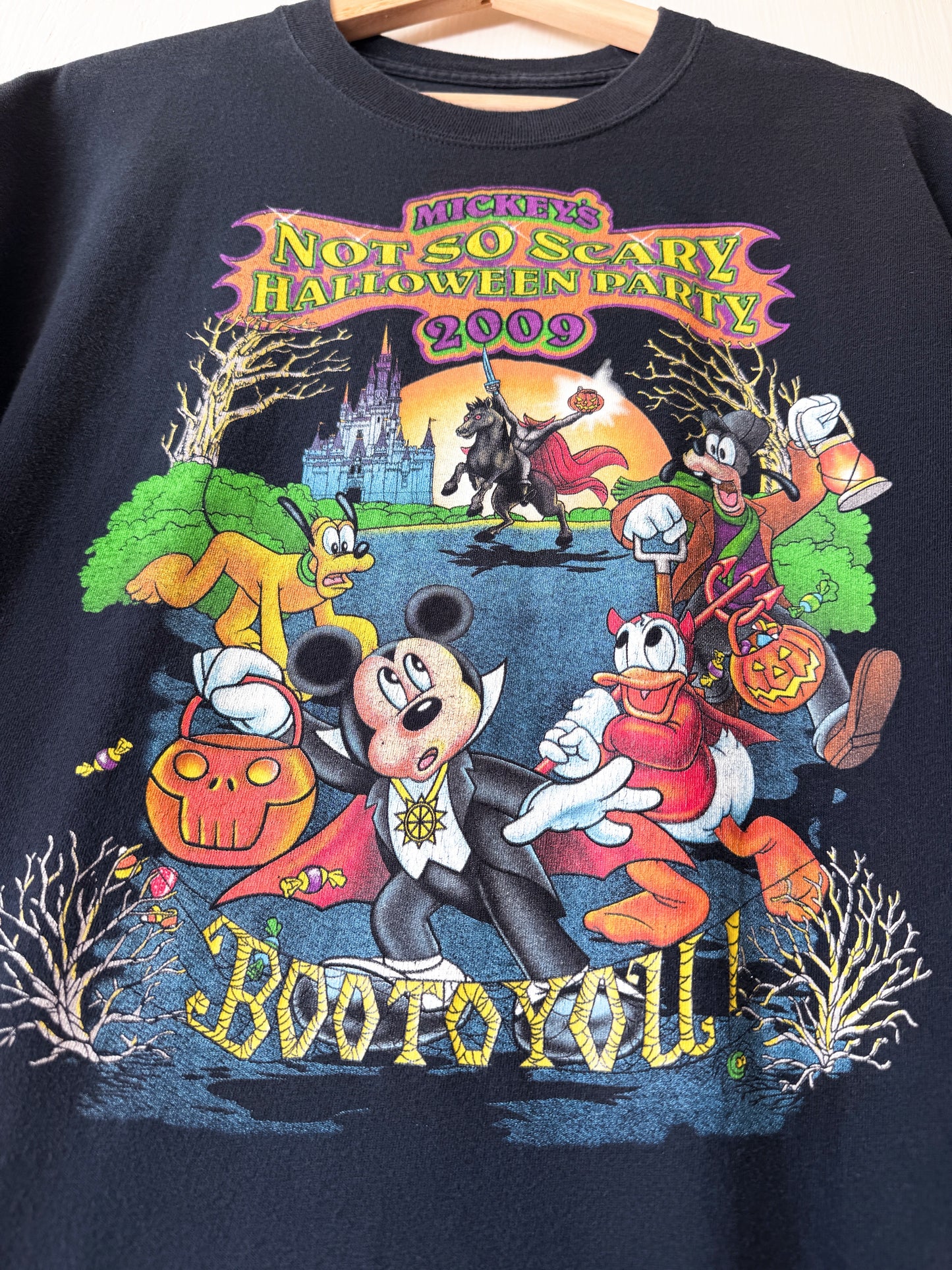 Disney Parks ‘09 Boo To You Tee - L