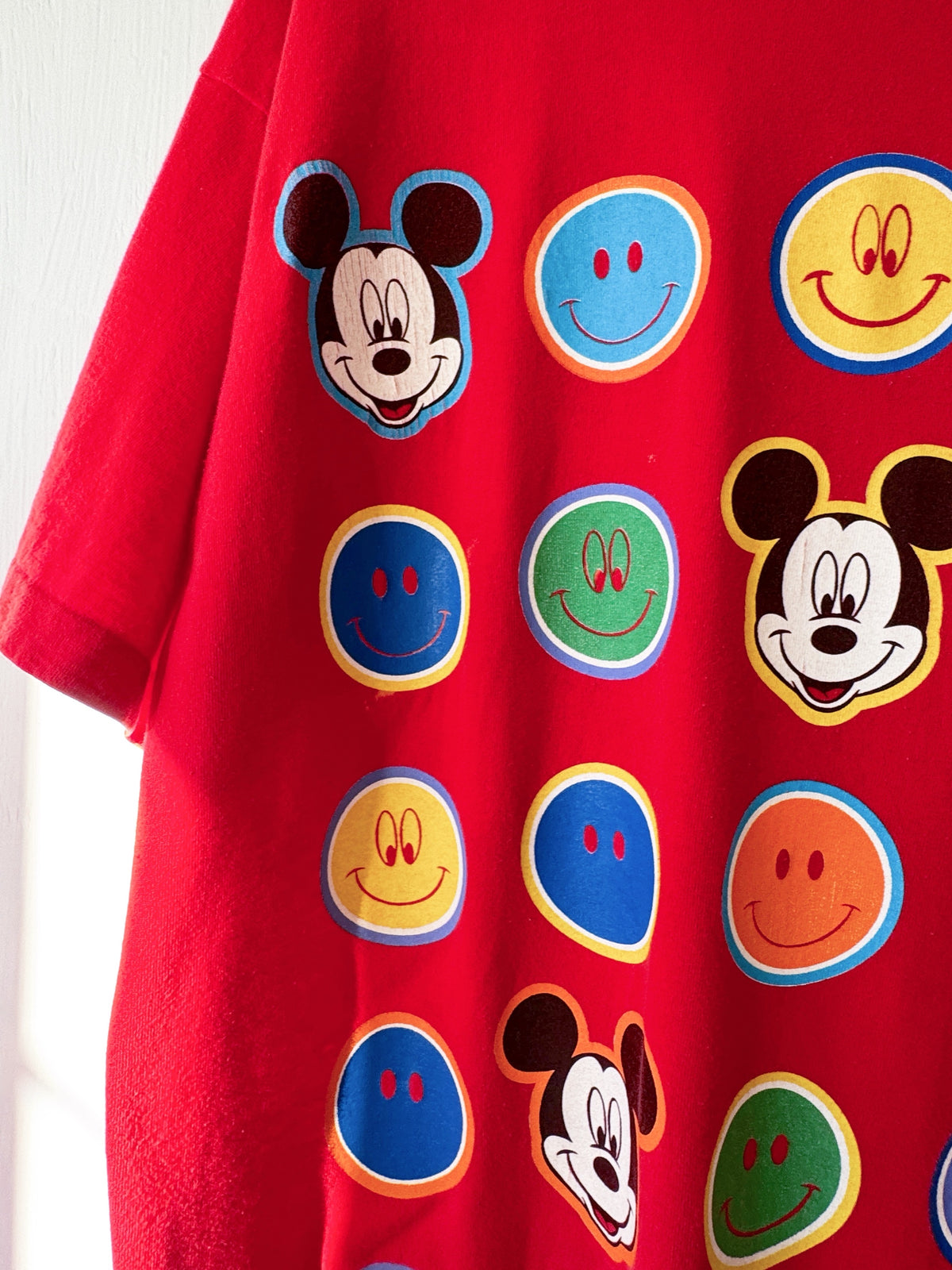 VINTAGE 90’s Mickey Smileys Tee - XL