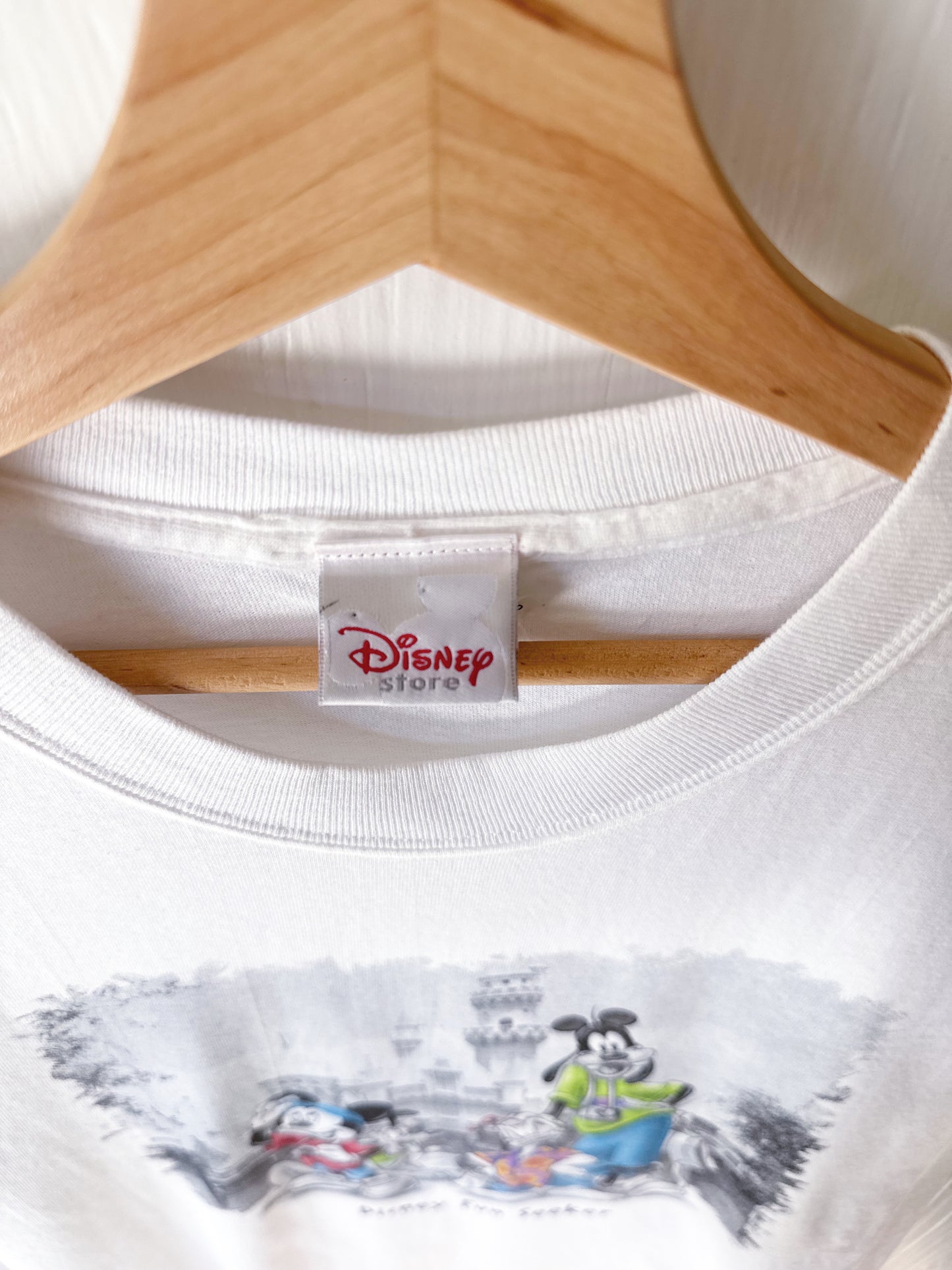 VINTAGE Disney Store Fun Seeker Tee - S