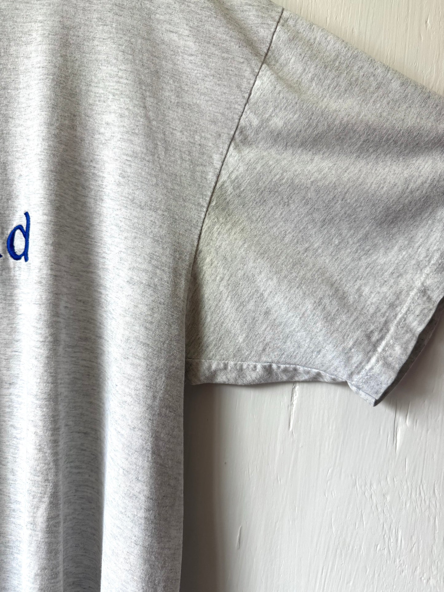 VINTAGE Donald Embroidered Disneyland Tee - XL