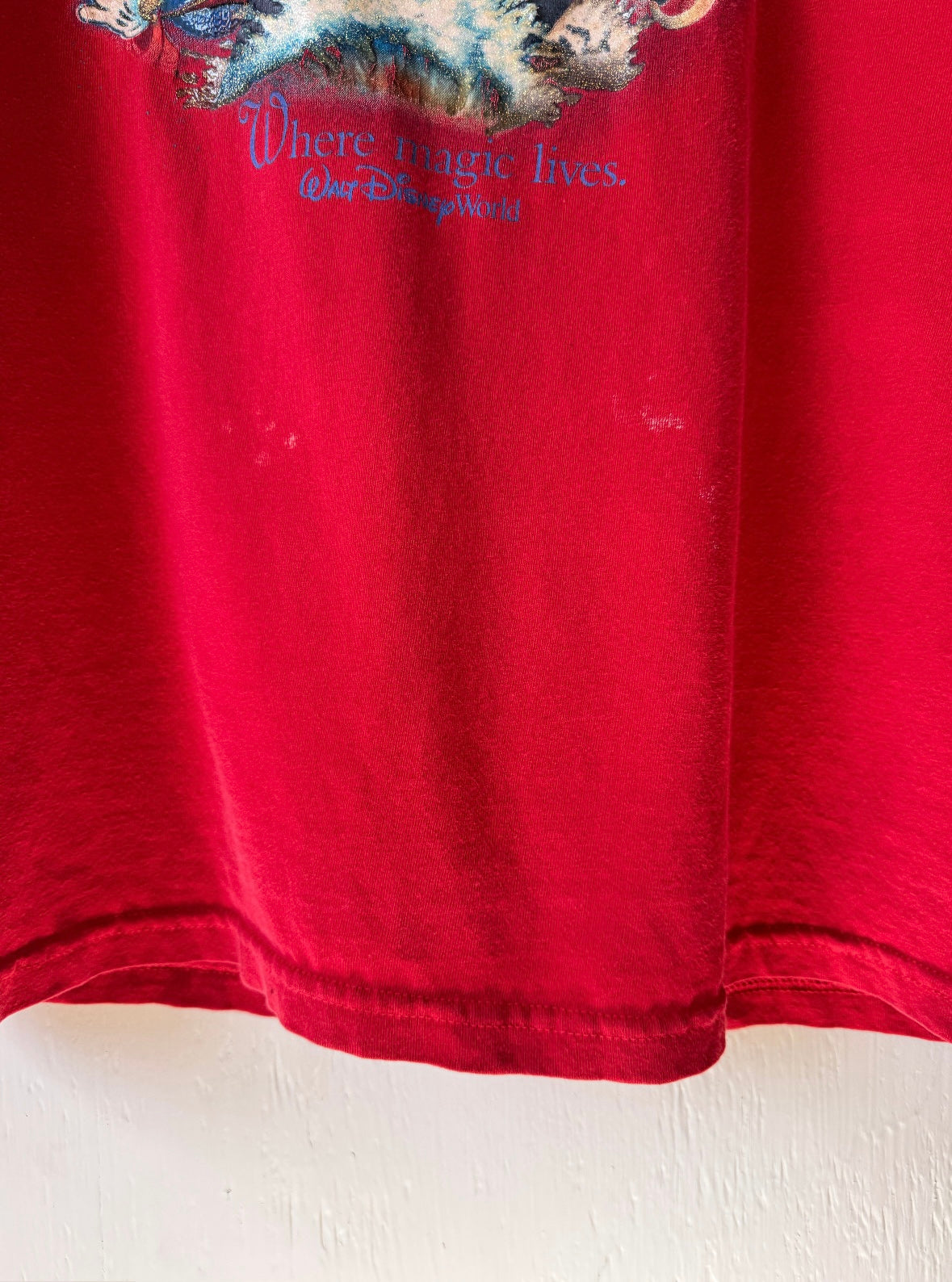 VINTAGE 00’s Sorcerer Mickey + Characters Tee - L