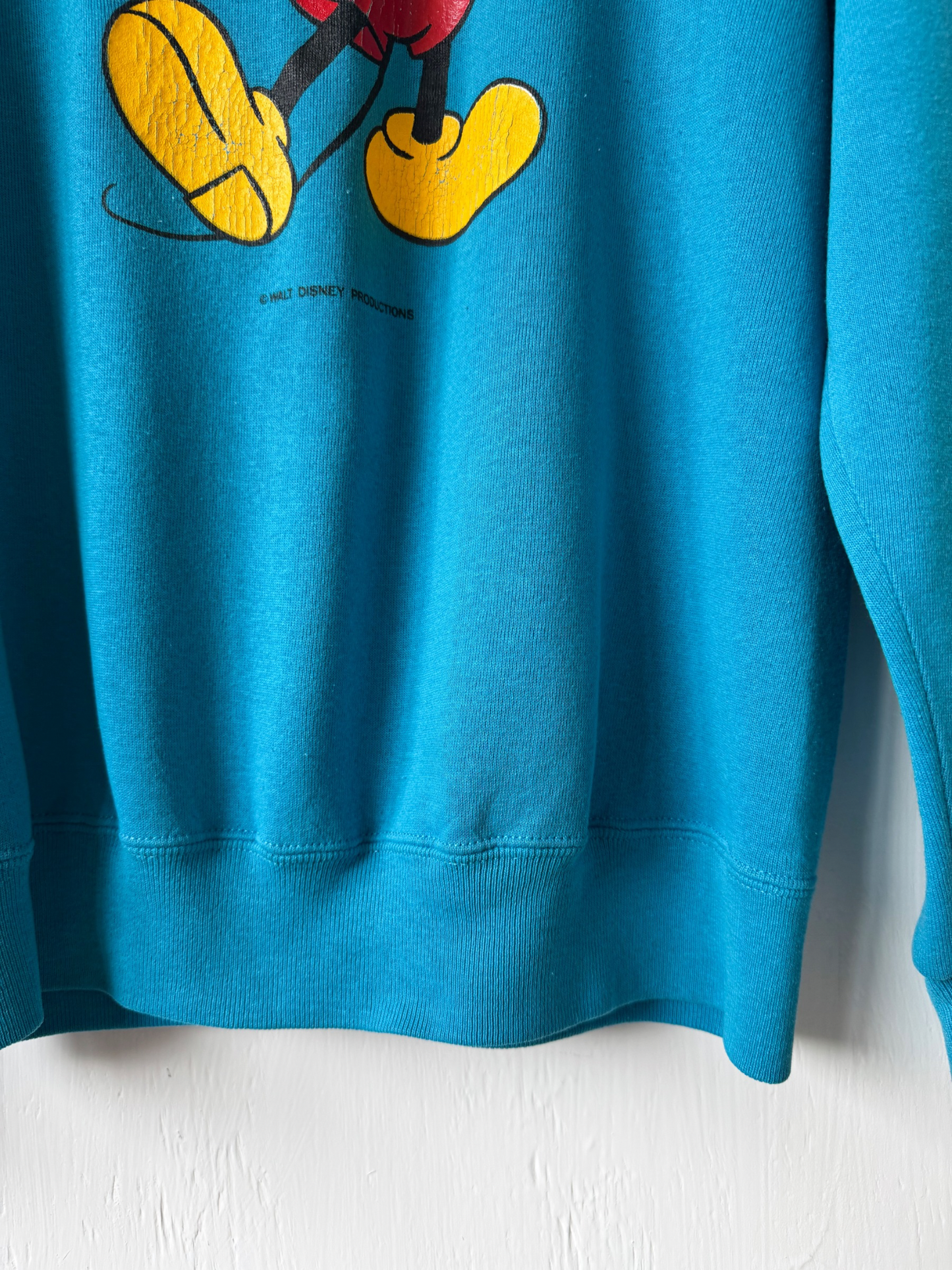 VINTAGE 90’s Walt Disney Productions Crewneck - L