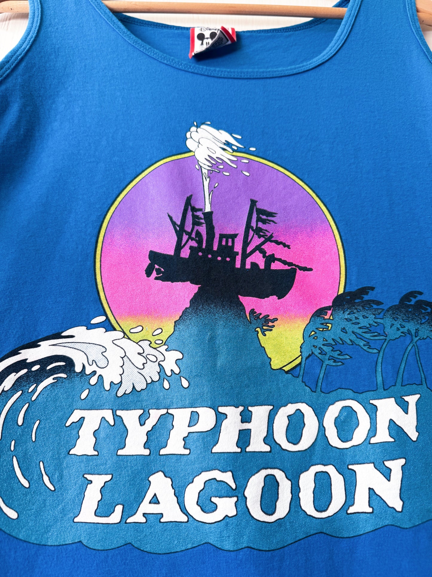 VINTAGE 90’s Typhoon Lagoon Tank - XL
