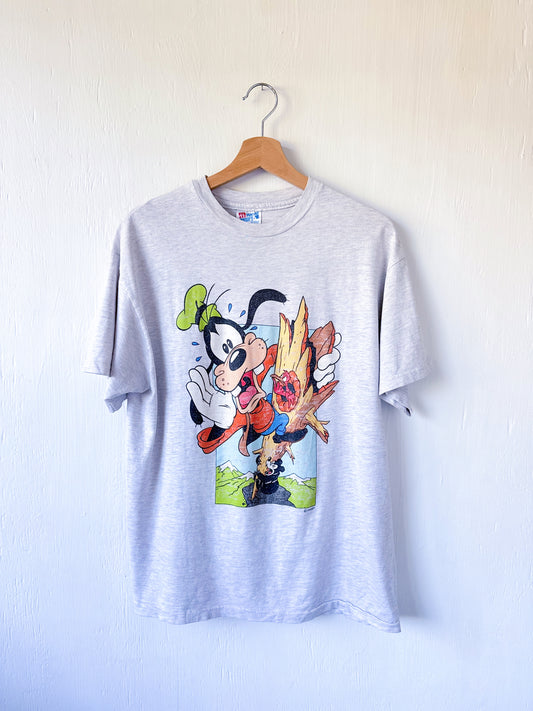 VINTAGE 90’s Goofy Outdoors Tee - L
