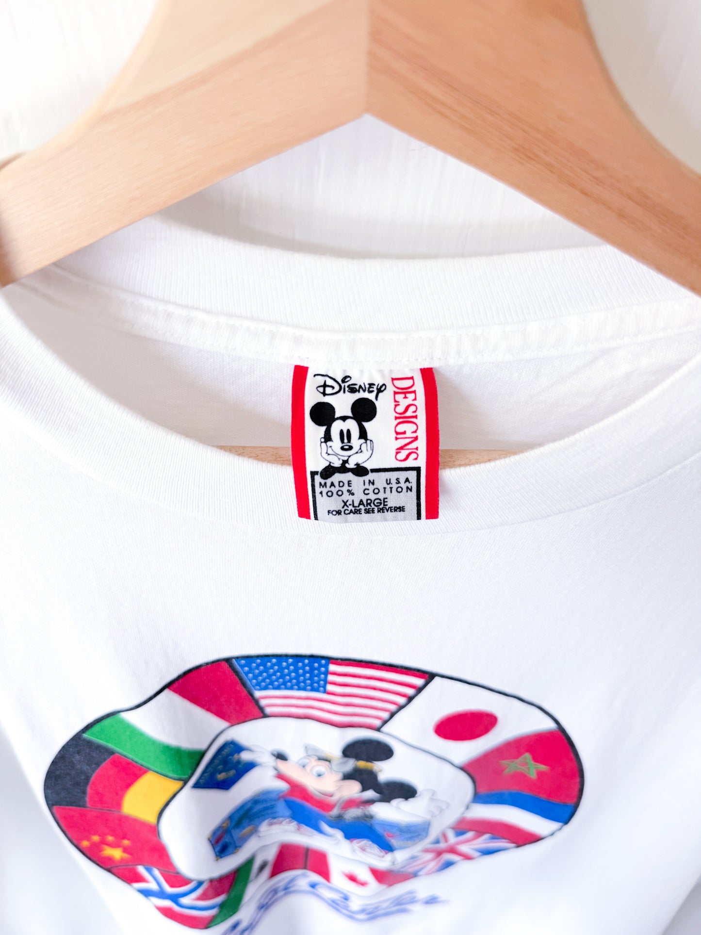 VINTAGE 90’s Epcot Center Traveling Mickey Tee - XL
