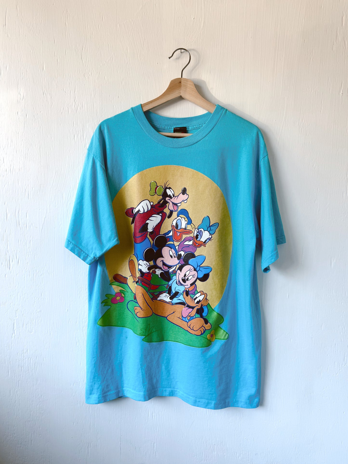 VINTAGE 90’s Blue Mickey + Co Group Pic Tee - XL/2X