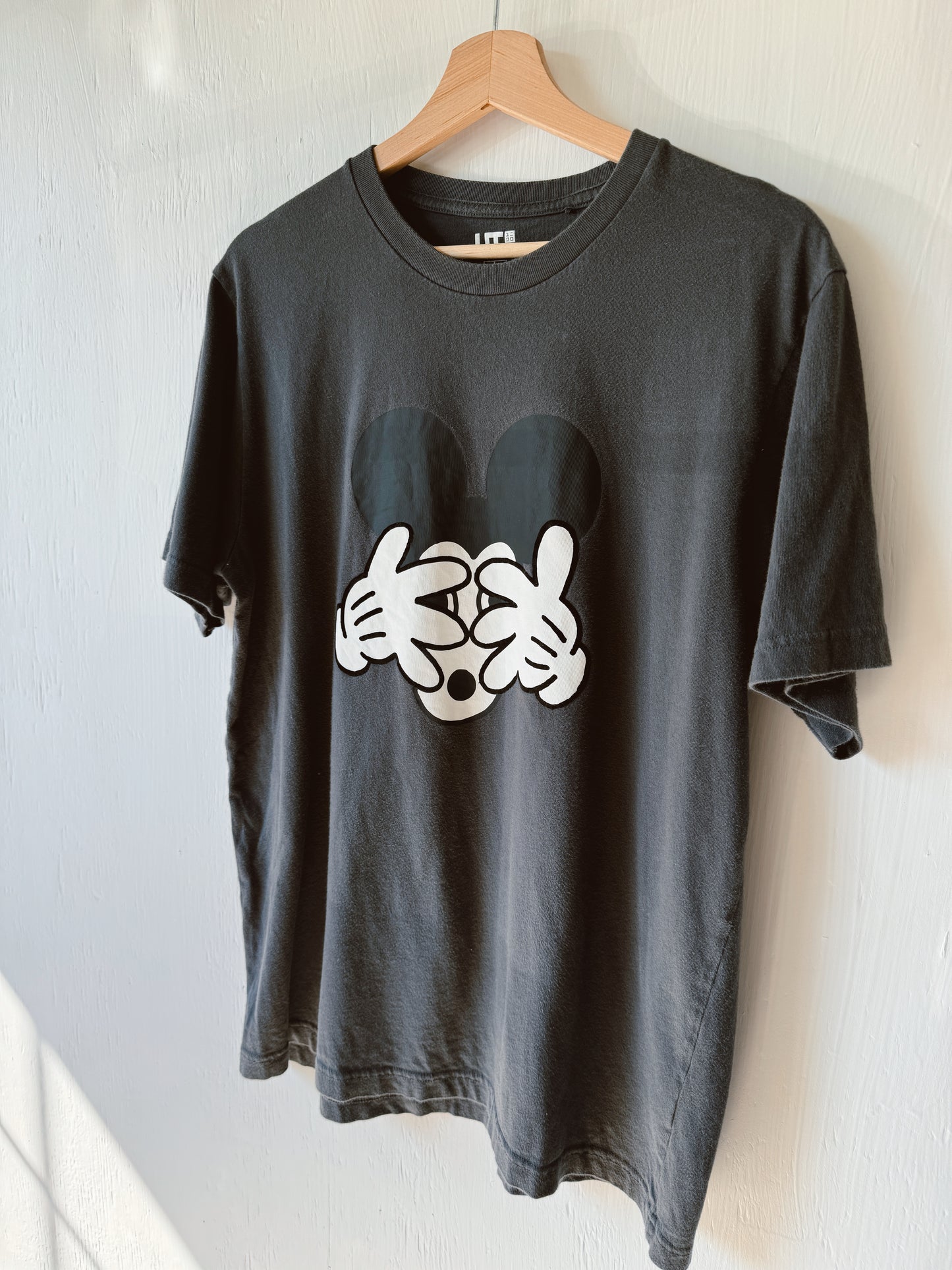 Uniqlo Geoff Mcfetridge Art Mickey Tee - L