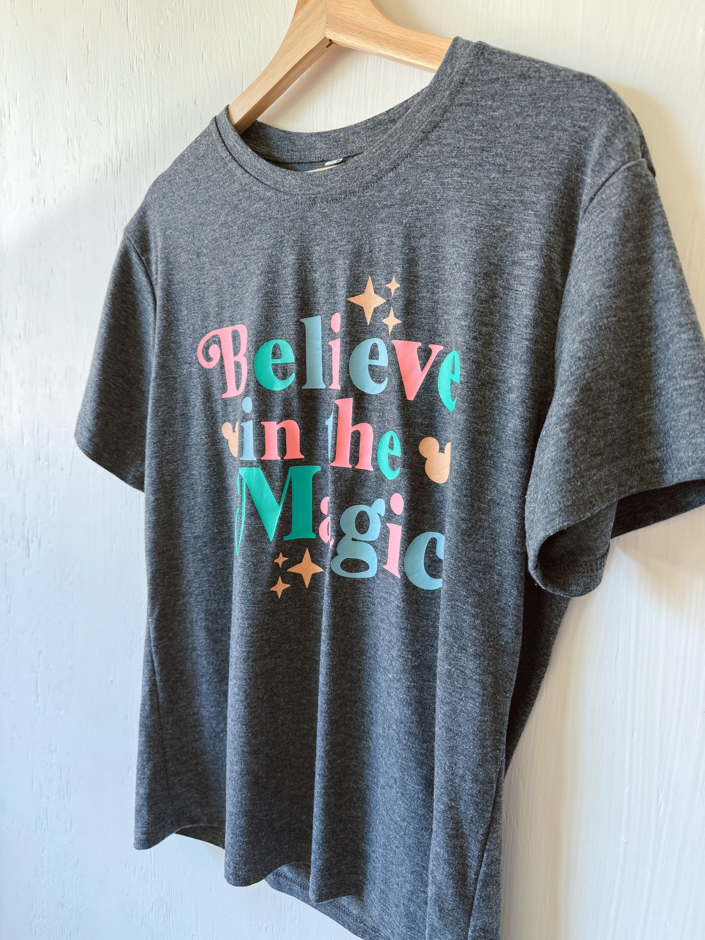 Believe in Magic Tee - M