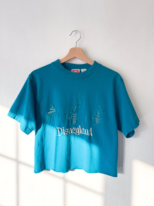 VINTAGE 90’s Disneyland Cropped Attractions Tee - S
