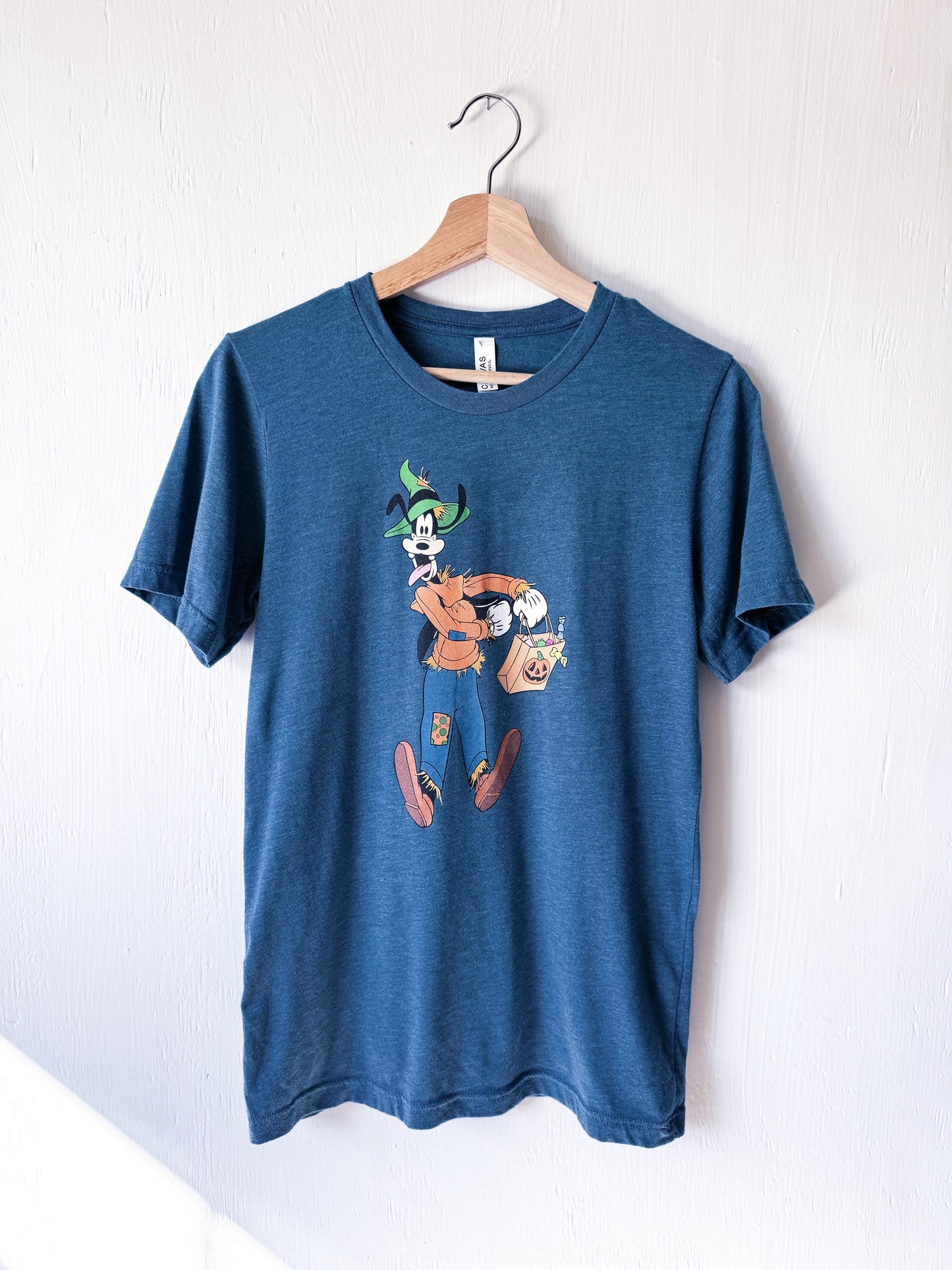 Scarecrow Goofy Tee - S