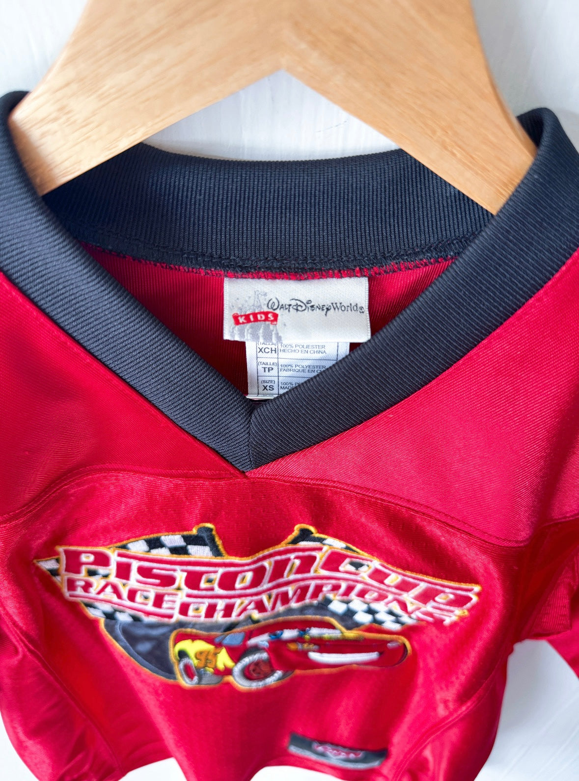 VINTAGE 00’s Disney Parks Lightning McQueen Jersey - YXS