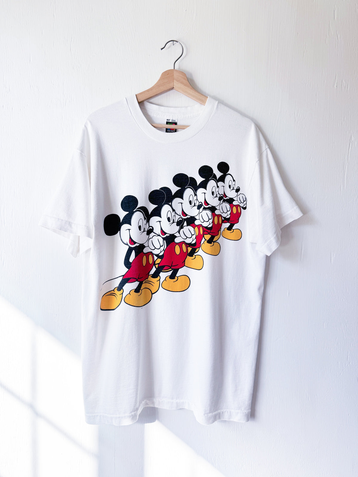 VINTAGE 90’s Mickeys Tee - XL