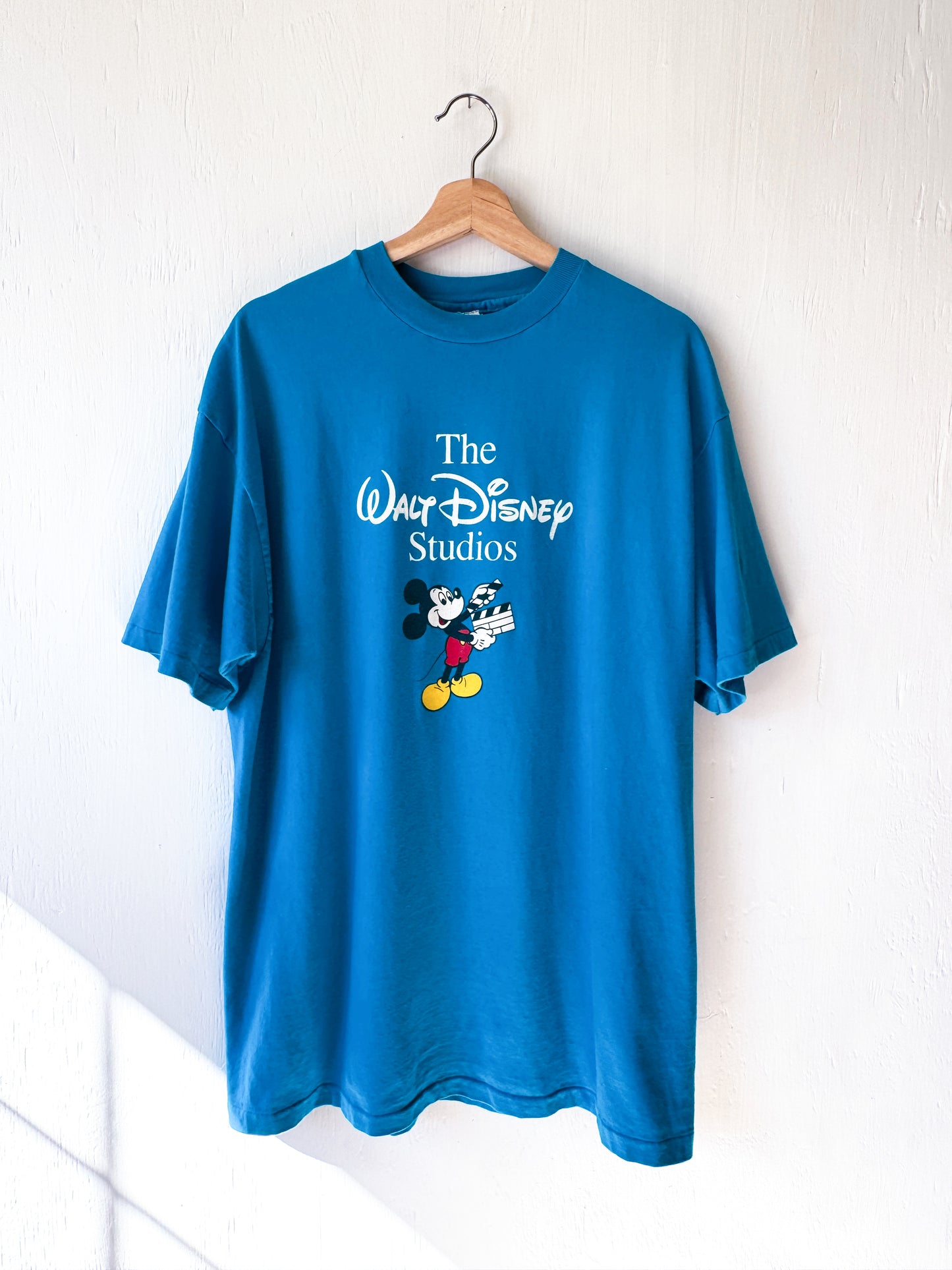 VINTAGE 90’s Walt Disney Studios Store Tee - XL