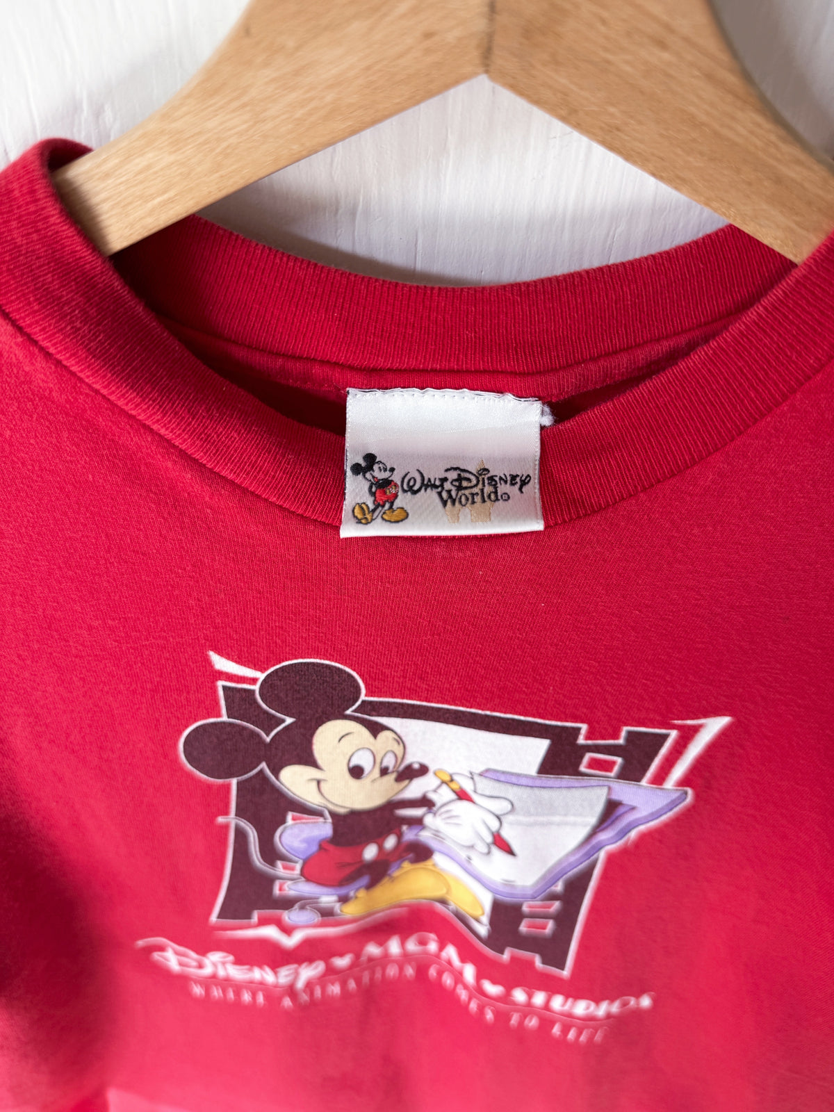 VINTAGE 00’s MGM Studios Animation Tee - S/M (YXL)