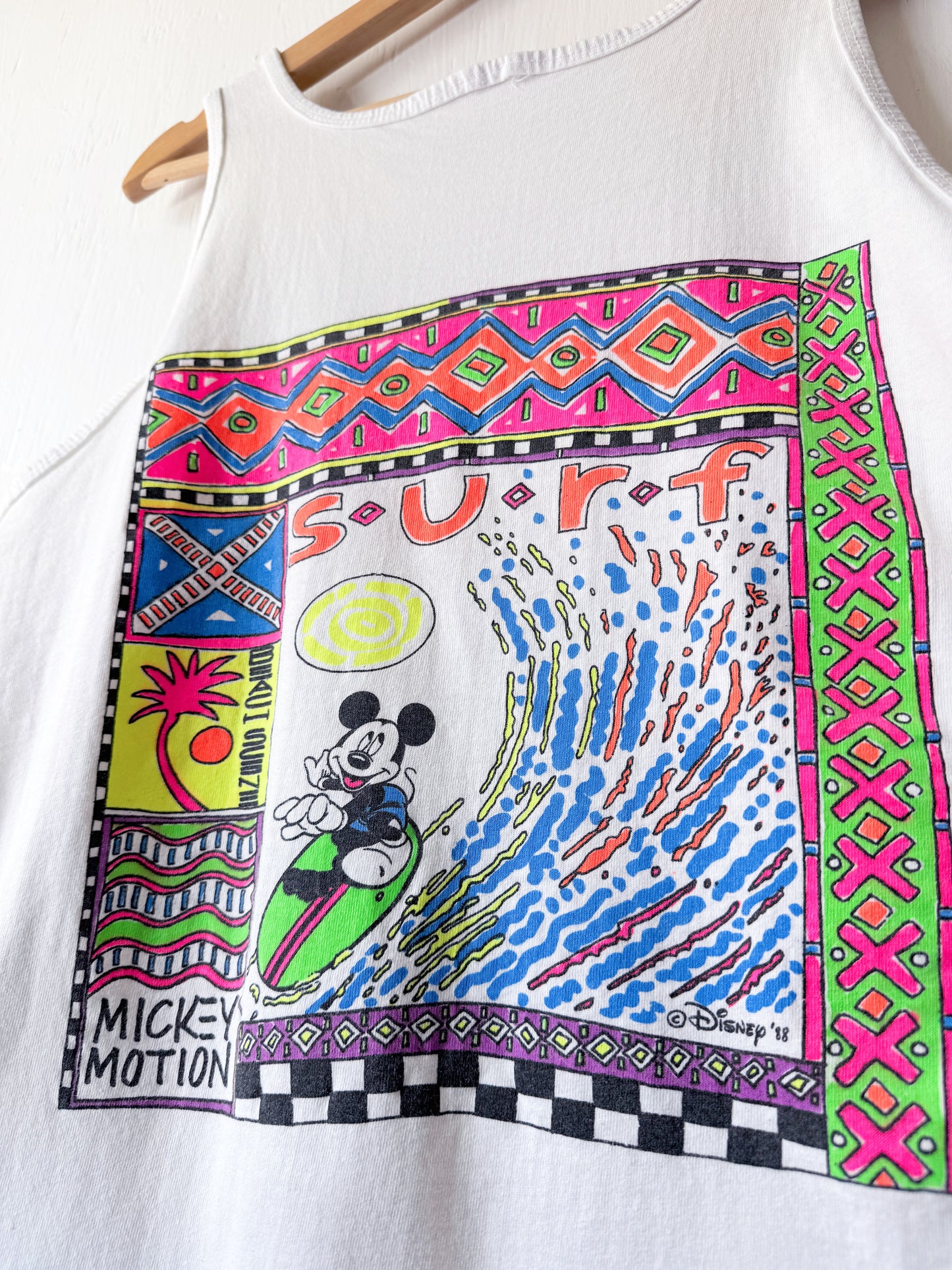 VINTAGE 1989 Surf Mickey Tank - M