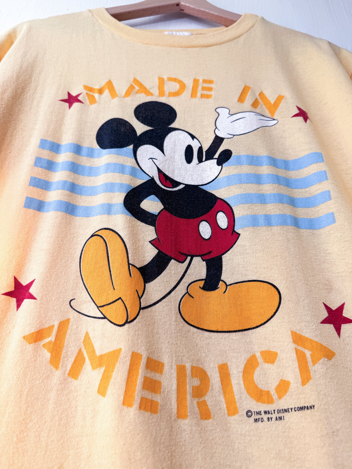 VINTAGE 80’s Single Stitch Made In America Mickey Tee - L