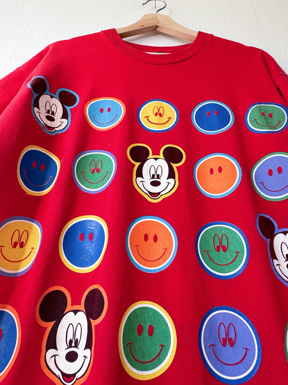VINTAGE 90’s Mickey Smileys Tee - XL